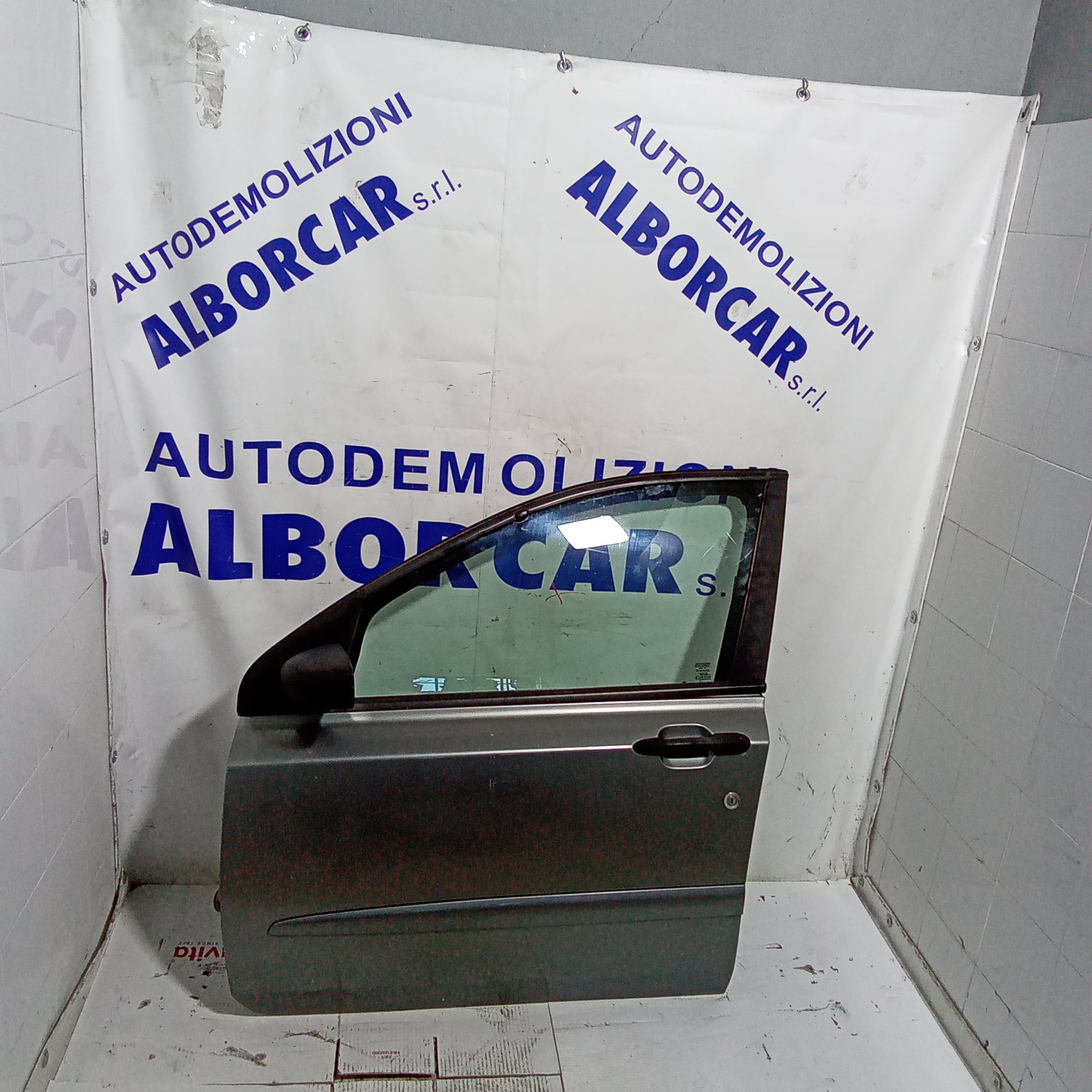 Sportello anteriore sinistro fiat stilo 5 porte anno 2003