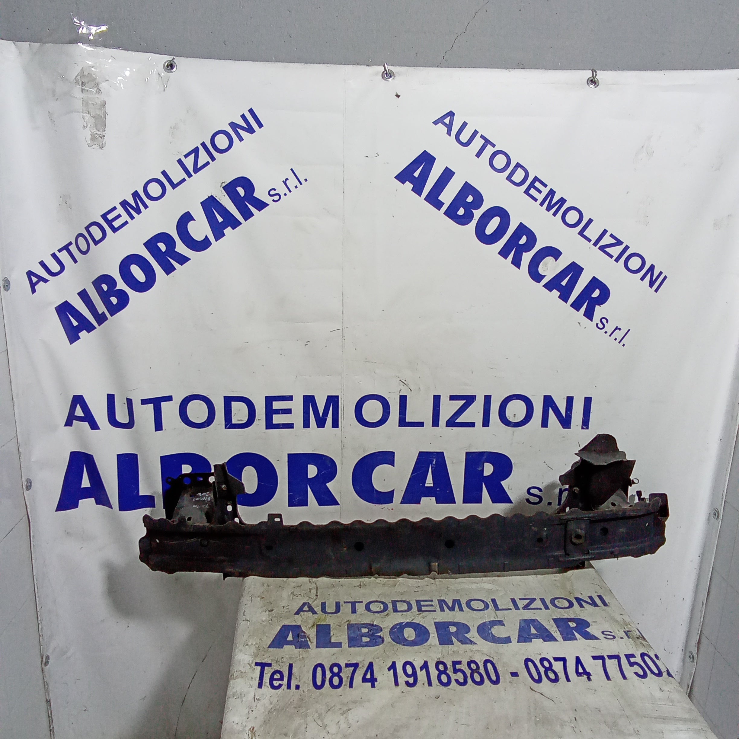 Barra antiurto anteriore ford fiesta anno 2010
