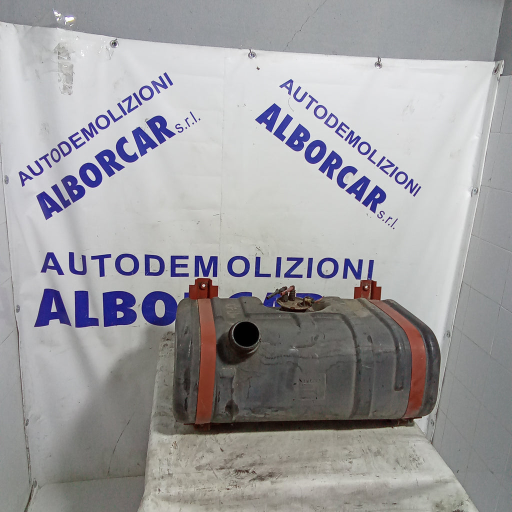 Depósito de combustible Iveco Daily 35 Van año 2003