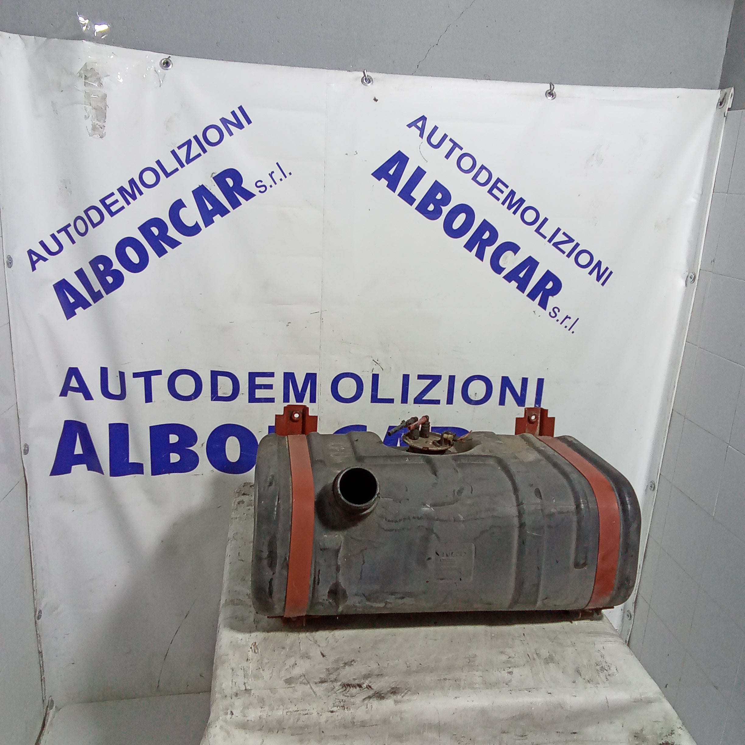 Depósito de combustible Iveco Daily 35 Van año 2003