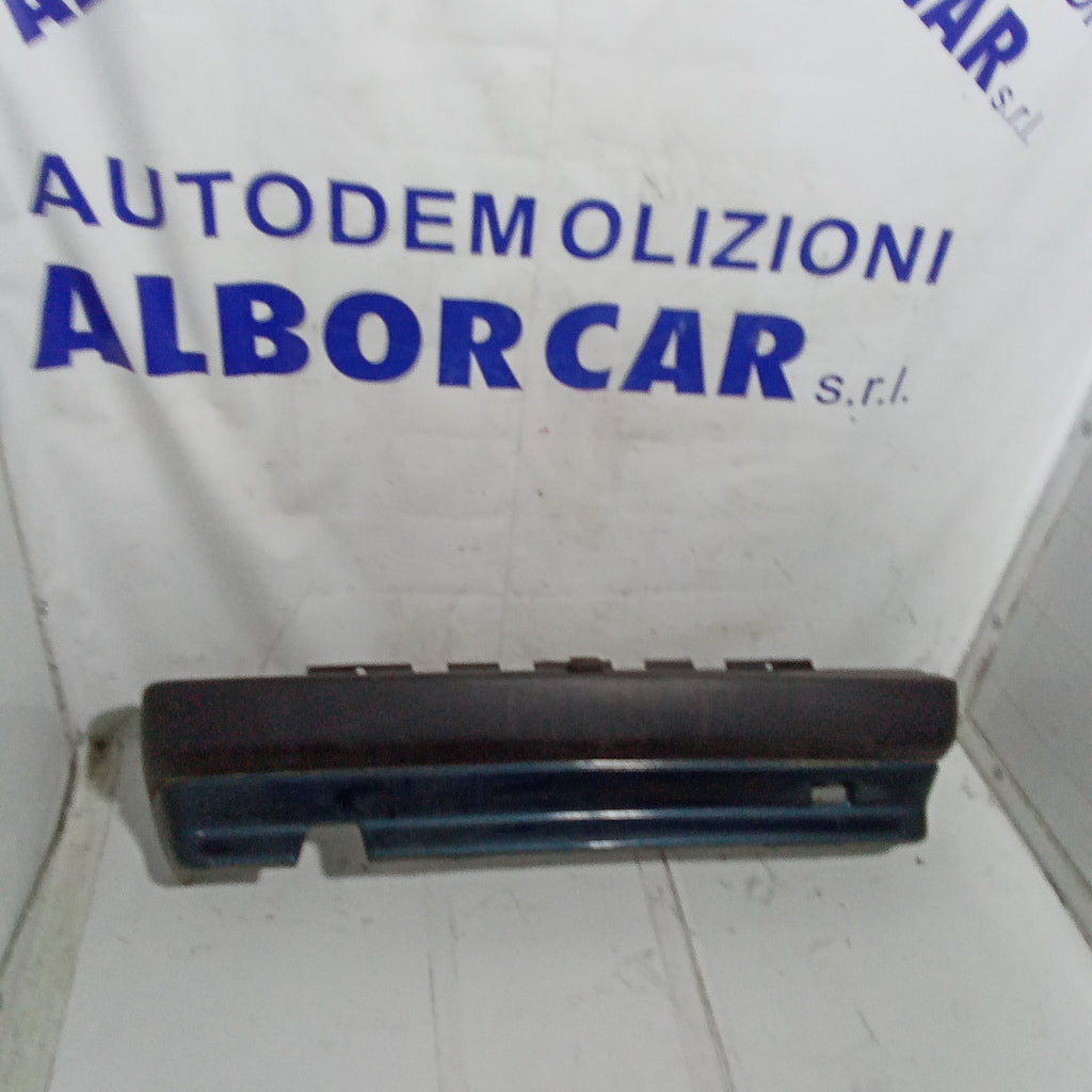 Paraurti posteriore fiat uno anno 1992