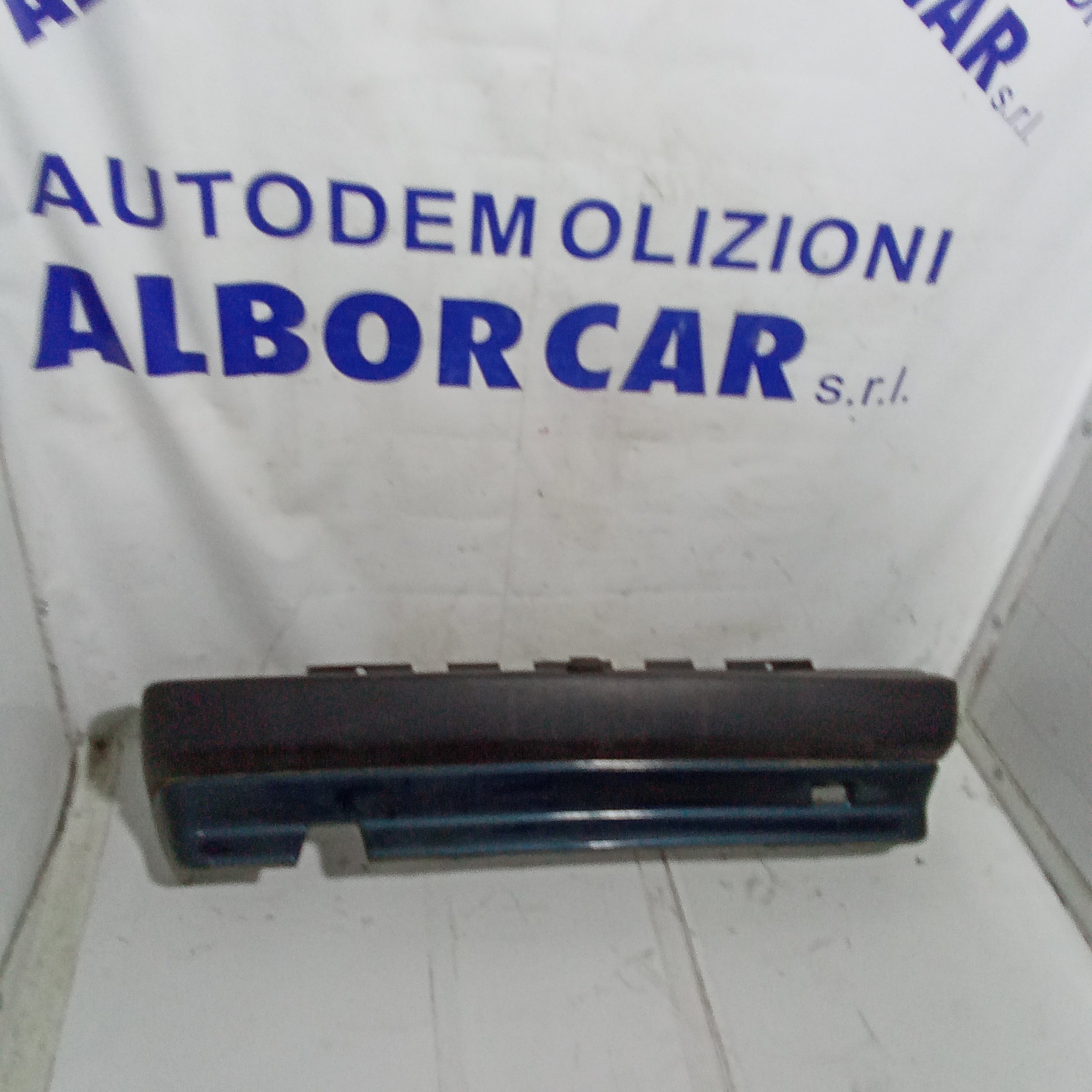 Paraurti posteriore fiat uno anno 1992