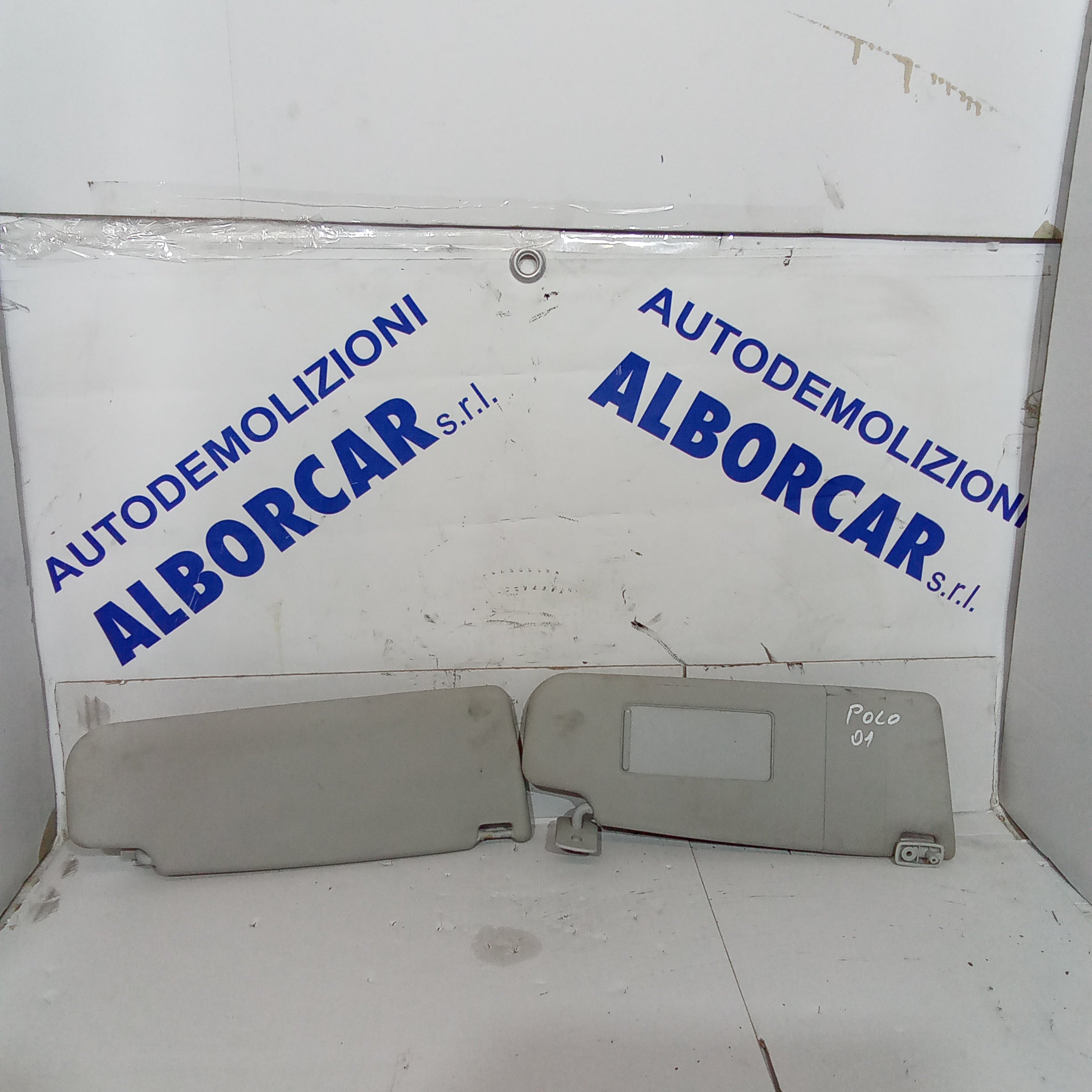 Volkswagen Polo sun blind year 2001