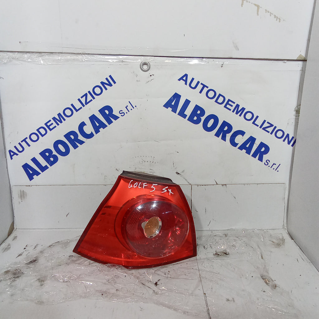 Piloto trasero izquierdo Volkswagen Golf 5 año 2003/2008