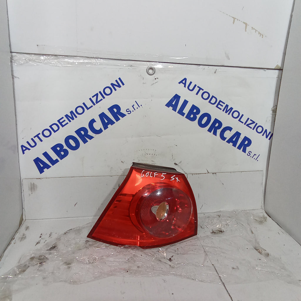 Piloto trasero izquierdo Volkswagen Golf 5 año 2003/2008