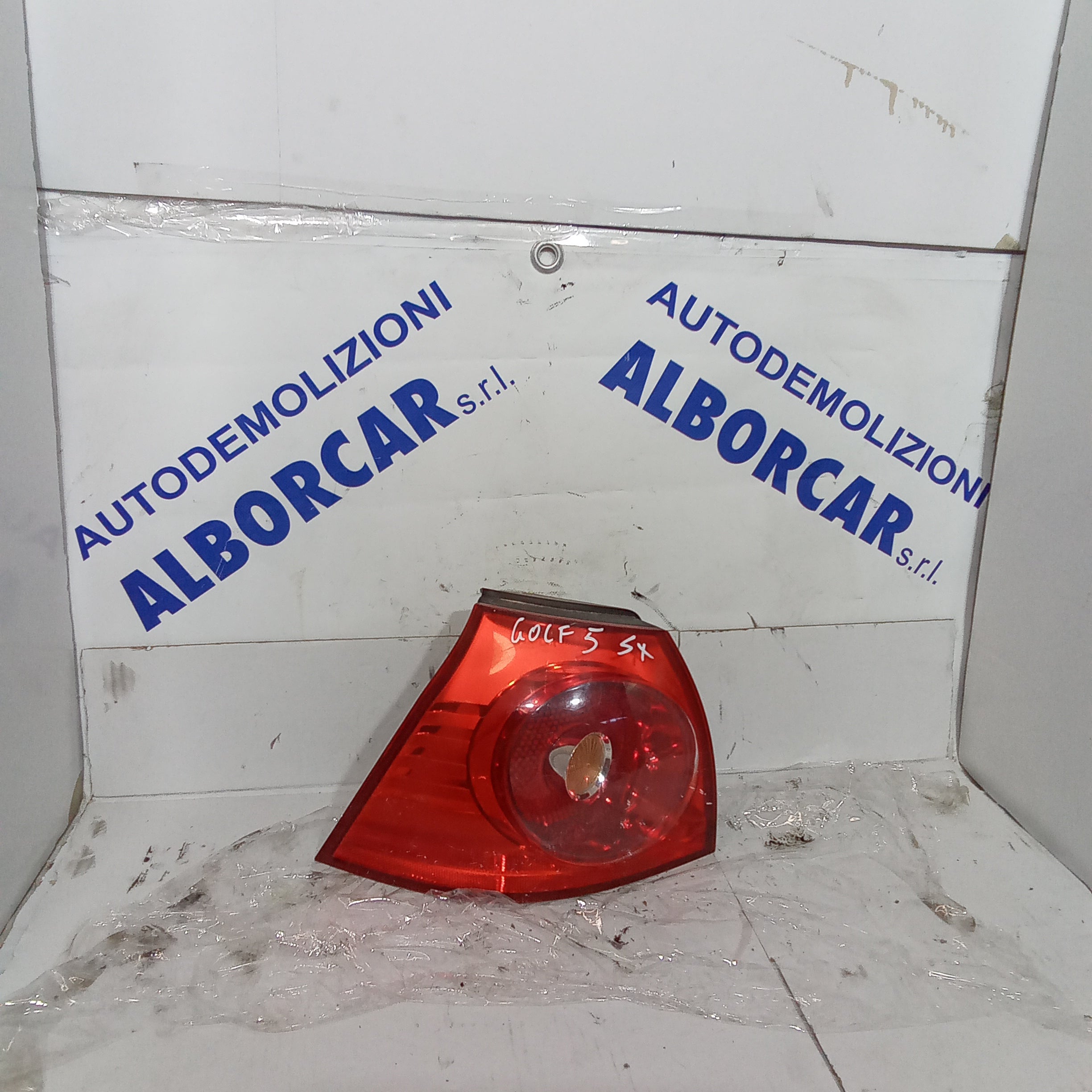 Piloto trasero izquierdo Volkswagen Golf 5 año 2003/2008