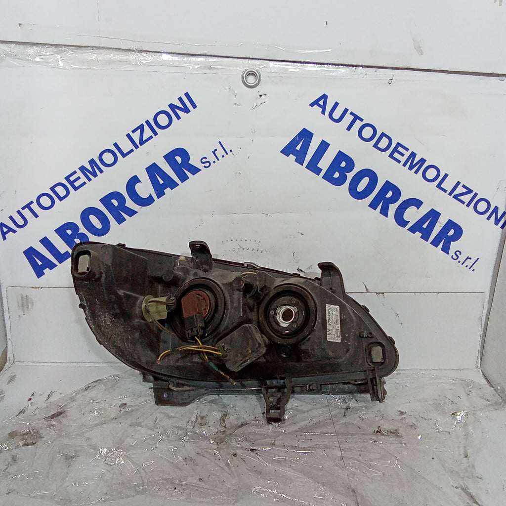 Fanale faro anteriore sinistro opel zafira anno 2005