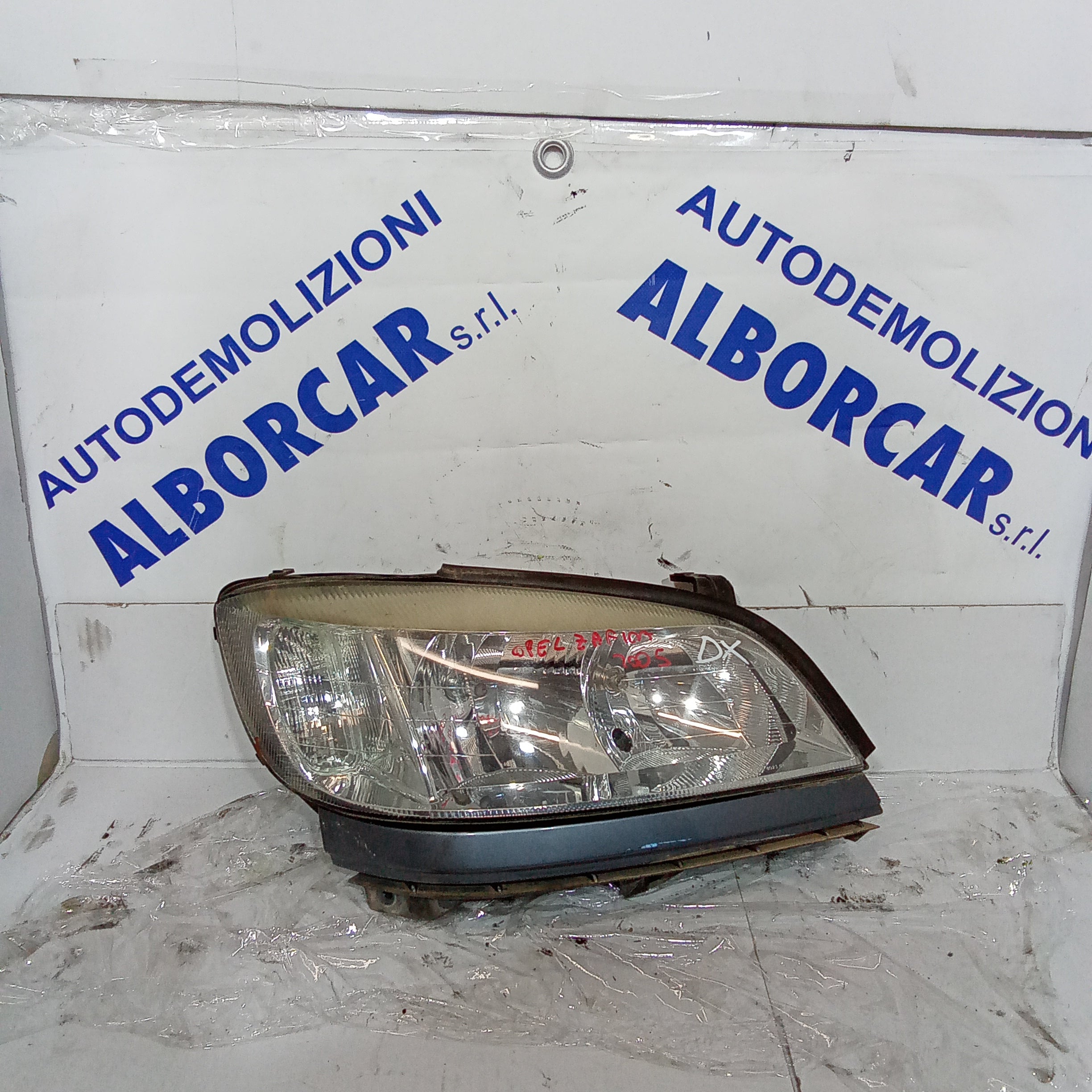 Front right headlamp Opel Zafira year 2005