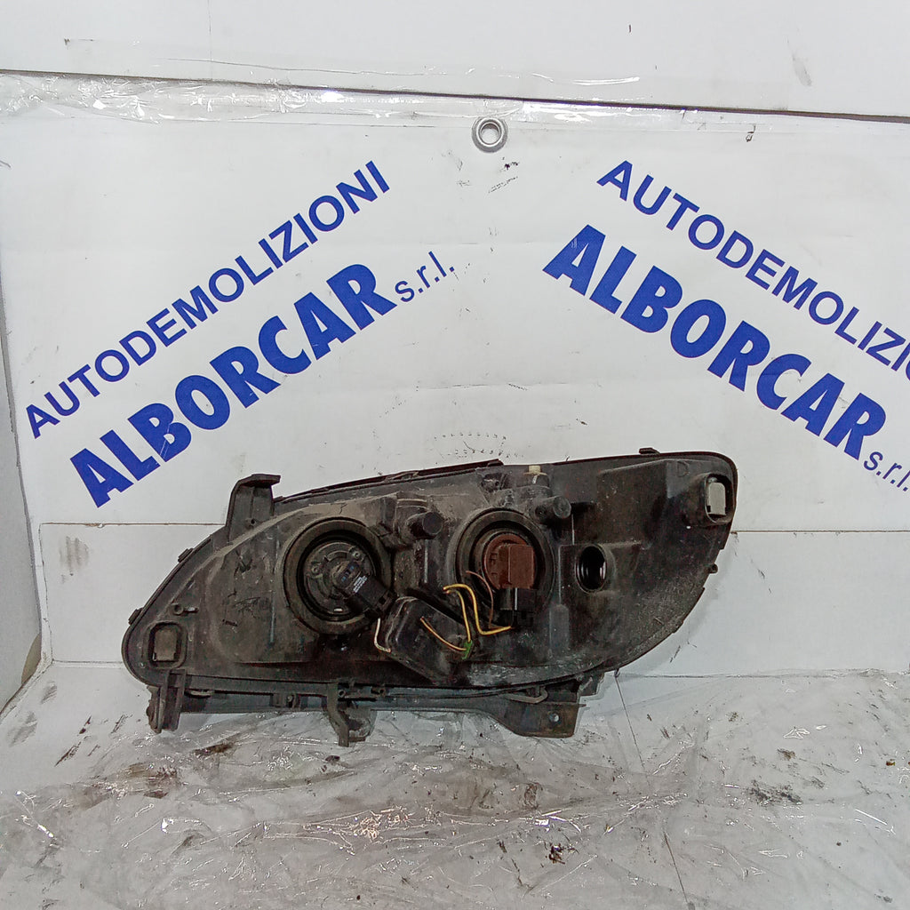 Front right headlamp Opel Zafira year 2005
