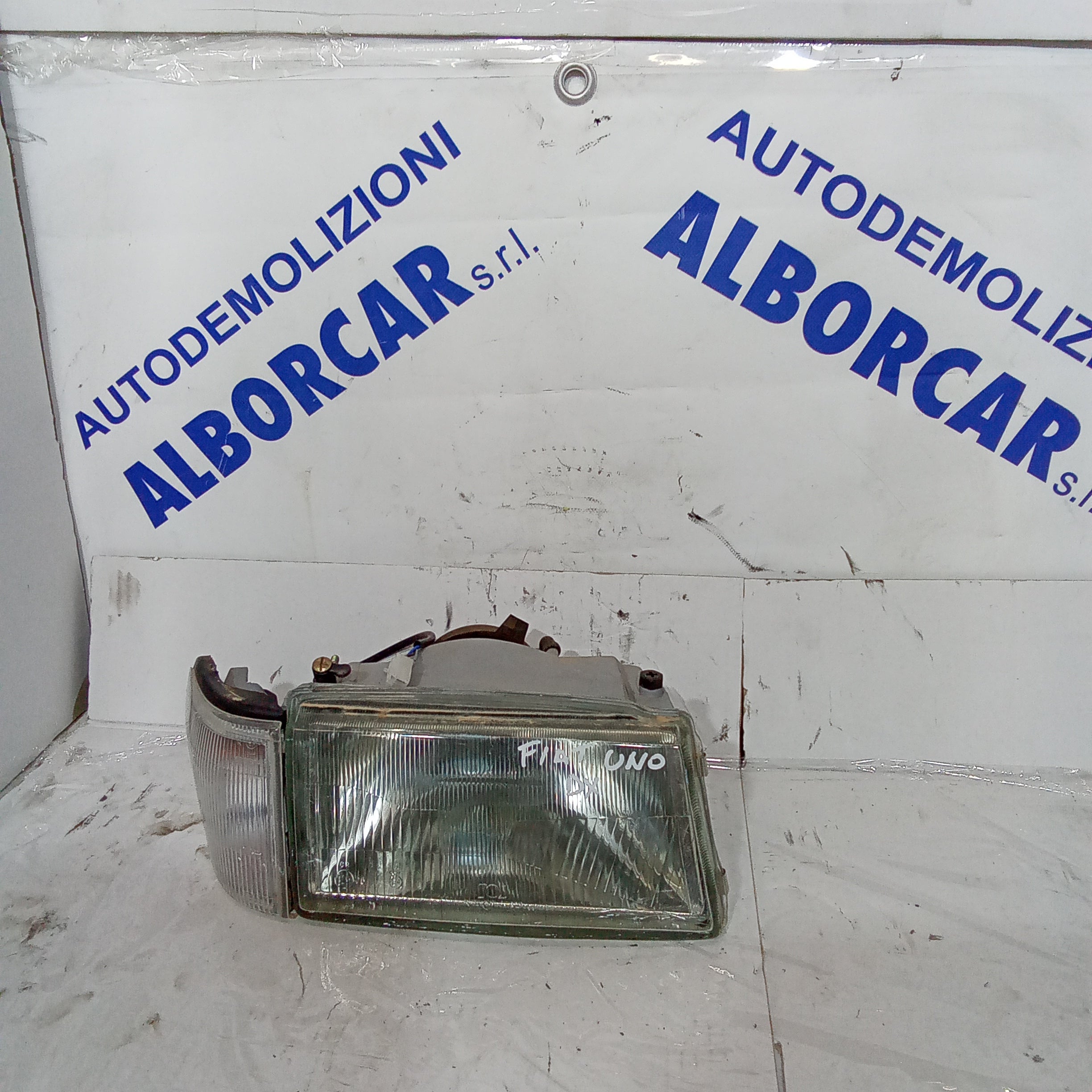 Right front headlight Fiat Uno year 1992
