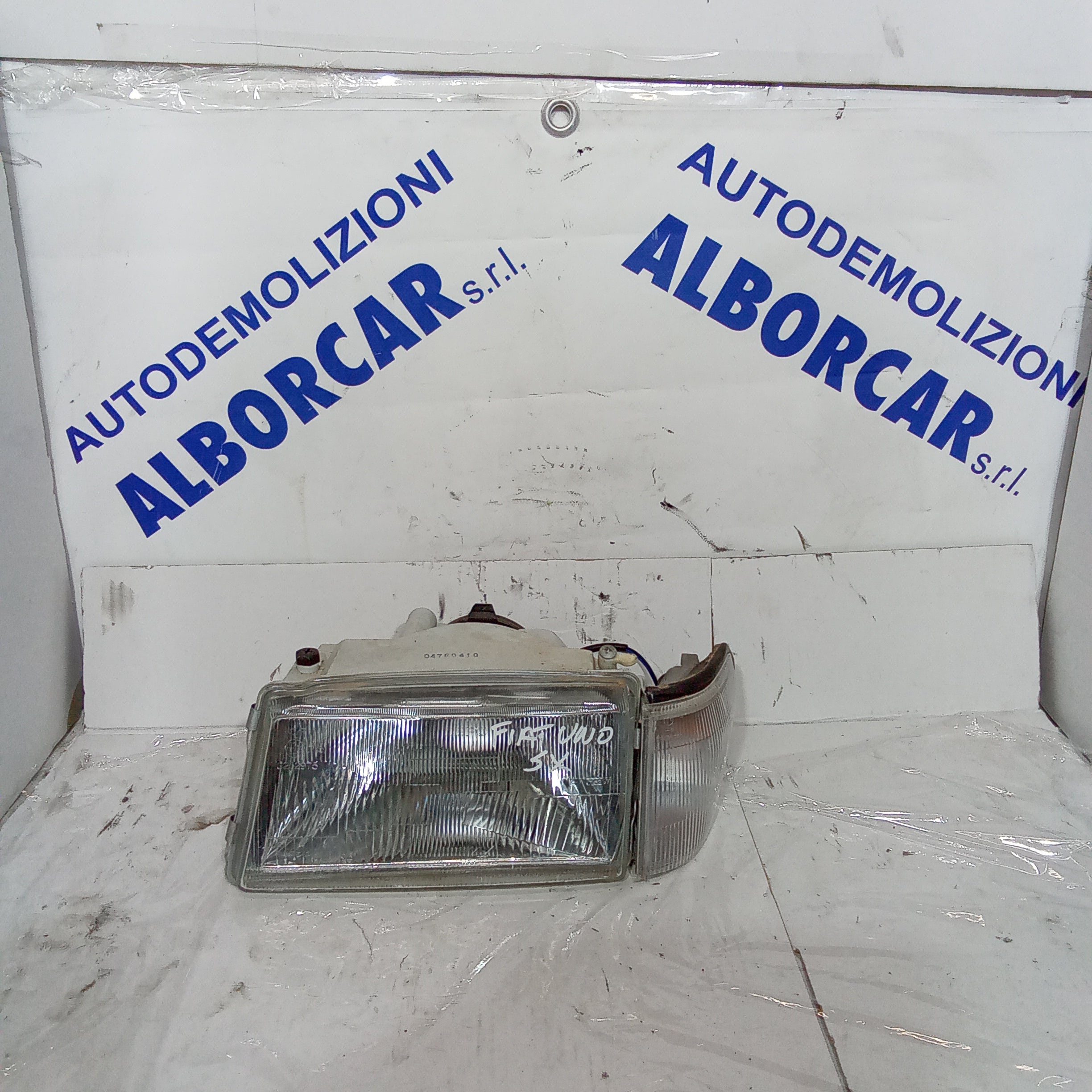 Faro delantero izquierdo Fiat Uno año 1992