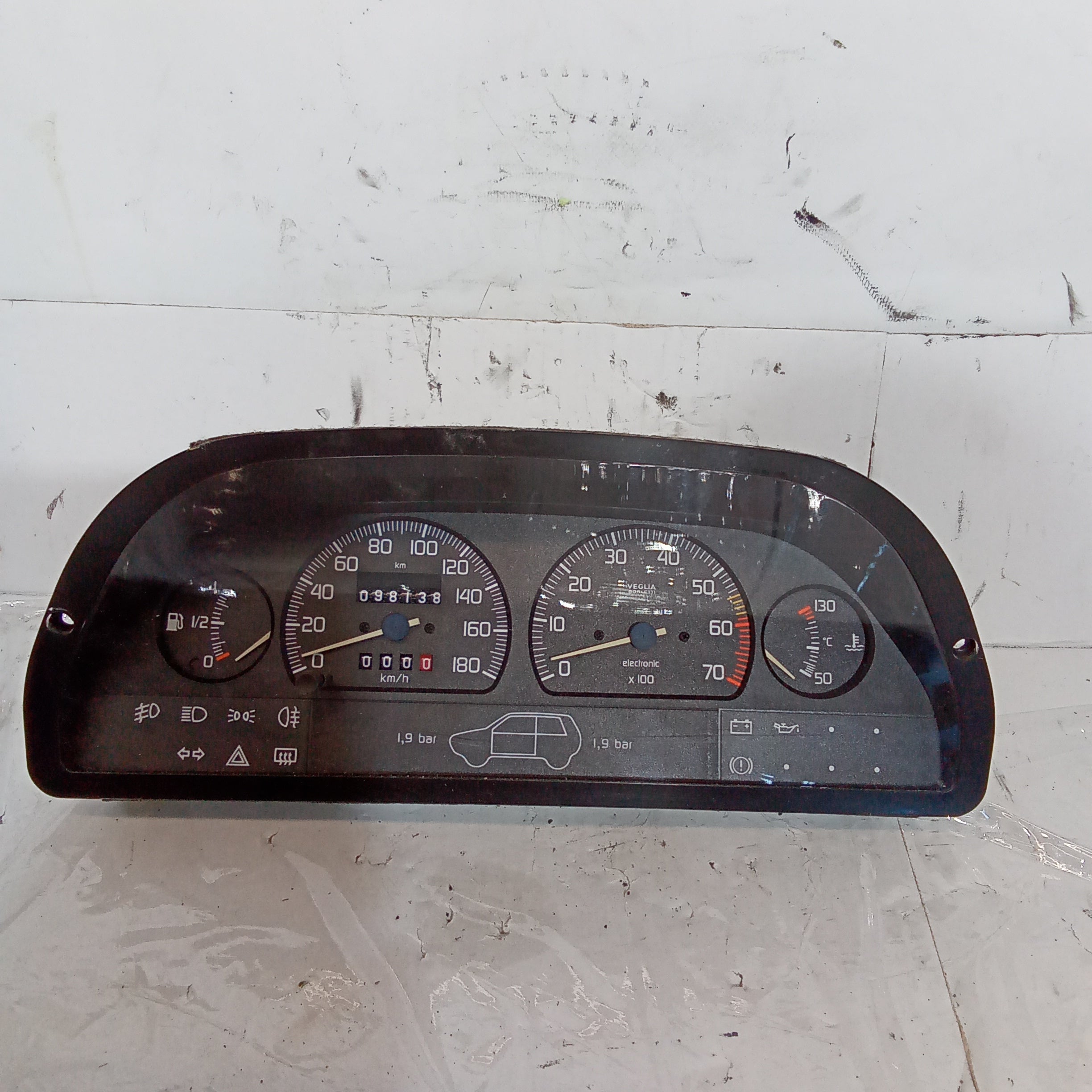Quadro strumenti contachilometri fiat uno anno 1992 codice 769523
