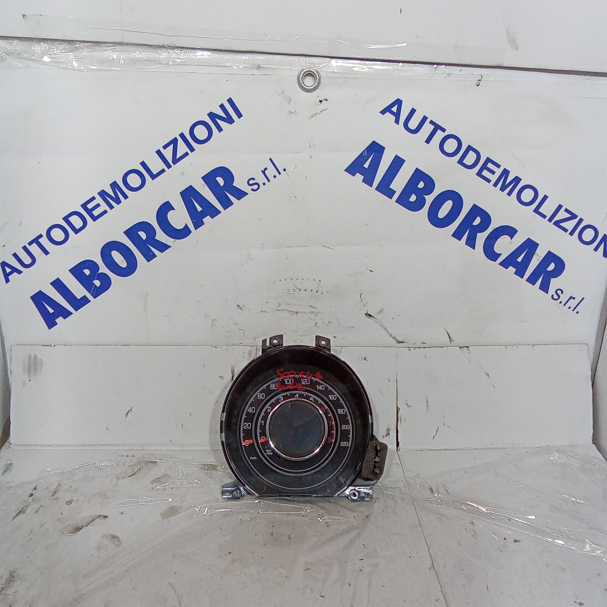 Cuadro de instrumentos/cuentakilómetros Fiat 500 1.4 gasolina código 735516048