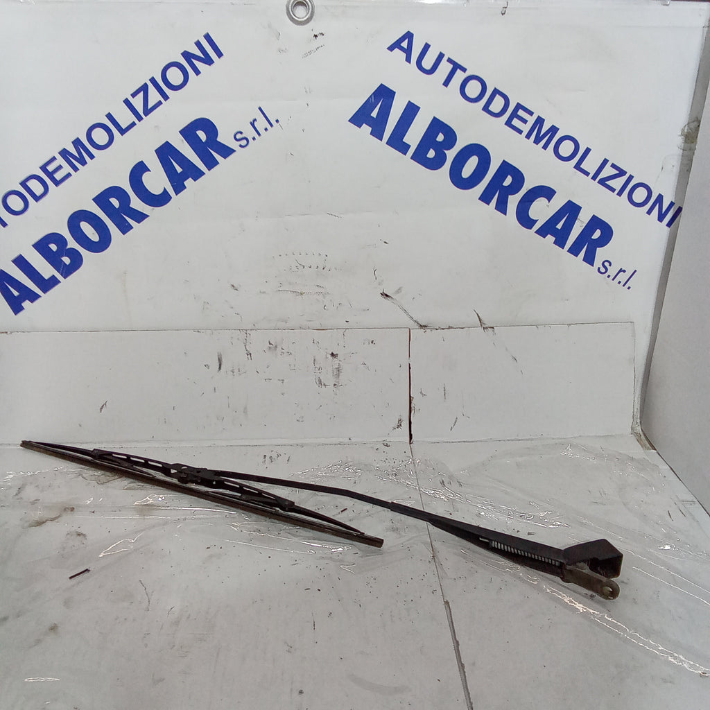 Escobilla limpiaparabrisas delantera Fiat Uno año 1992