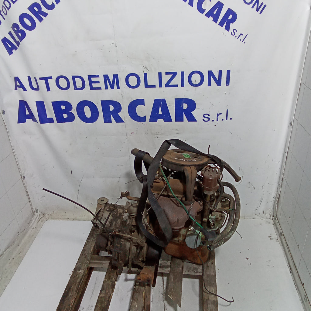 Motor completo Fiat 127 900cc año 1980 código motor 100GL.000 kilómetros 80800