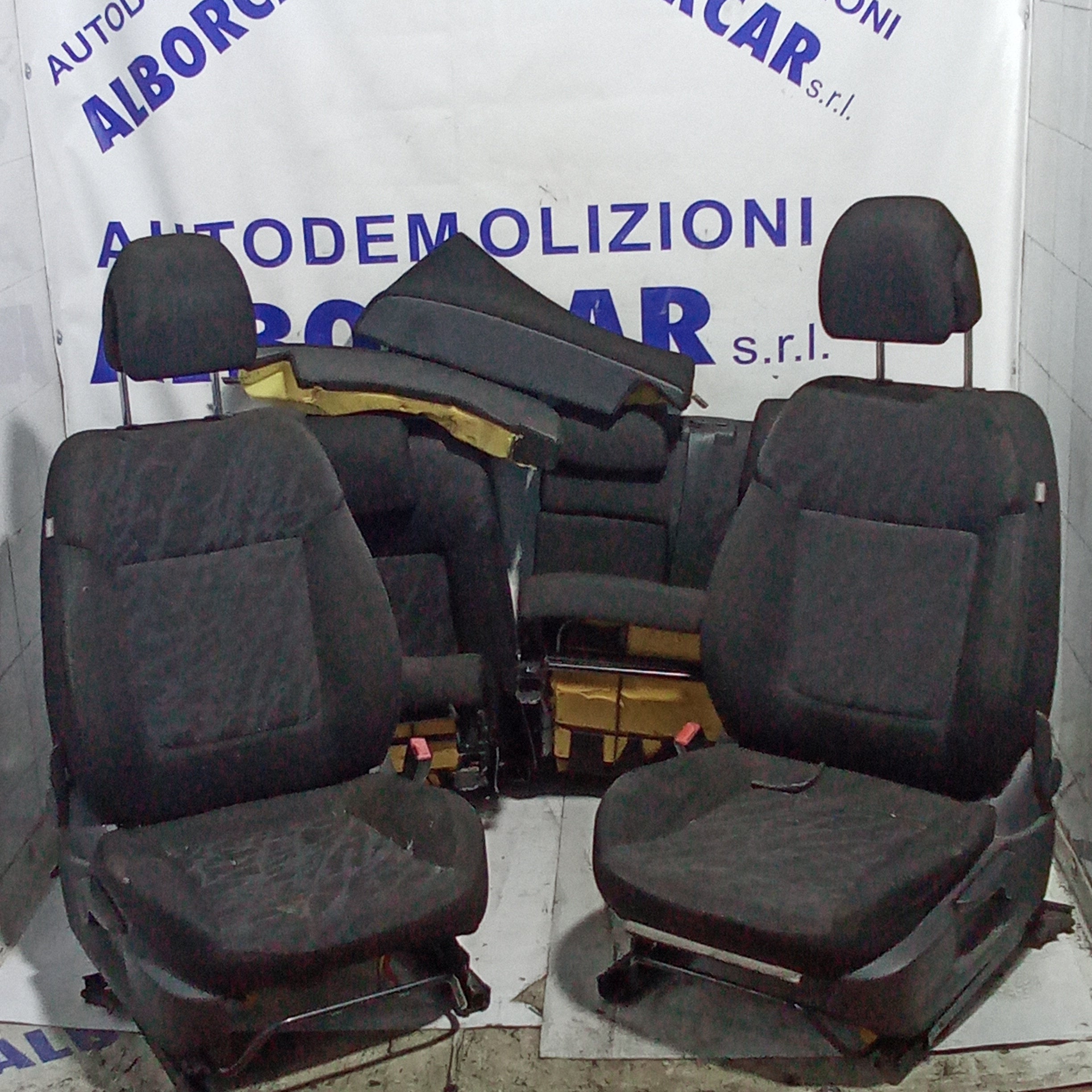 Tapicería completa Peugeot 3008 año 2009