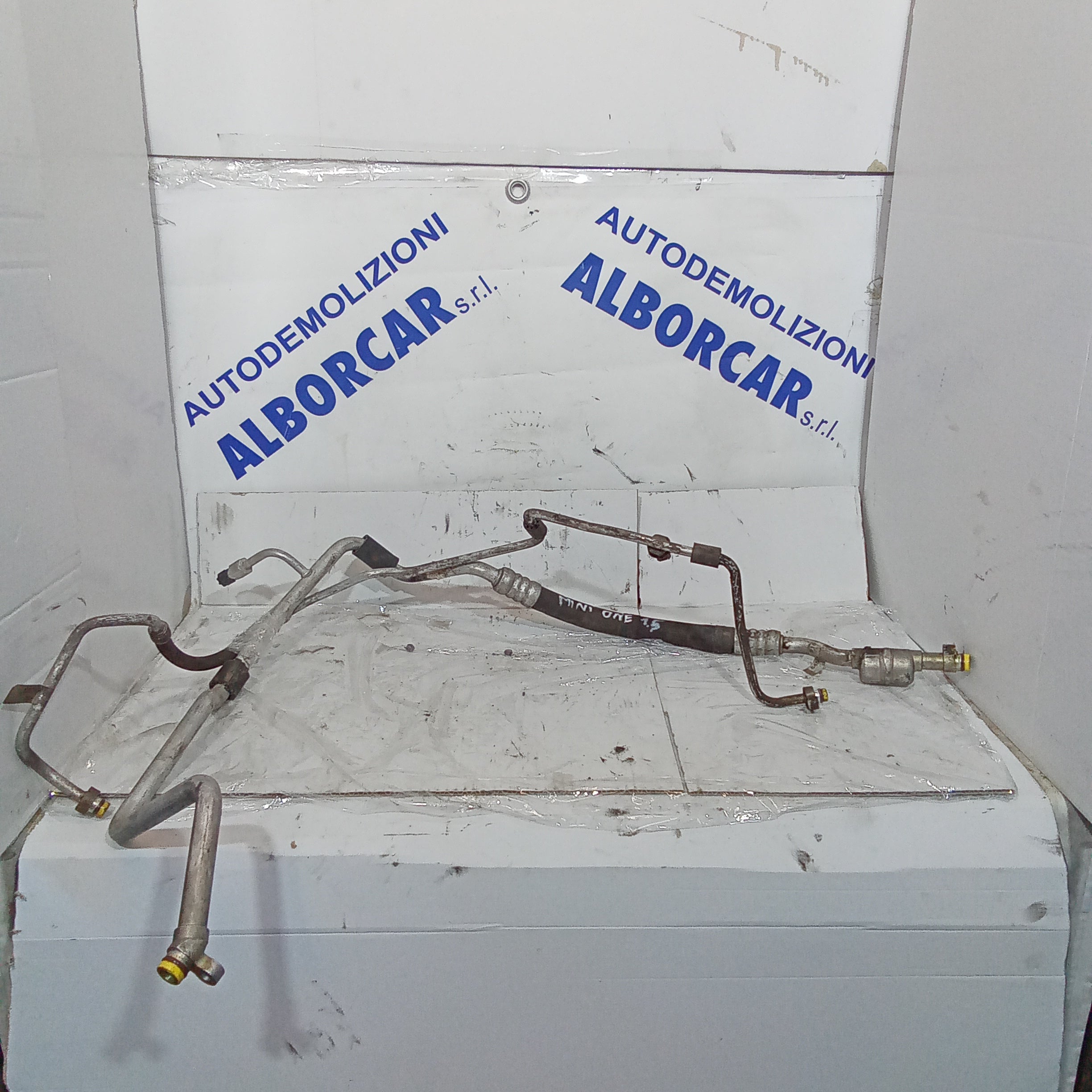 Air conditioning pipes mini one 1.5 cdi year 2006