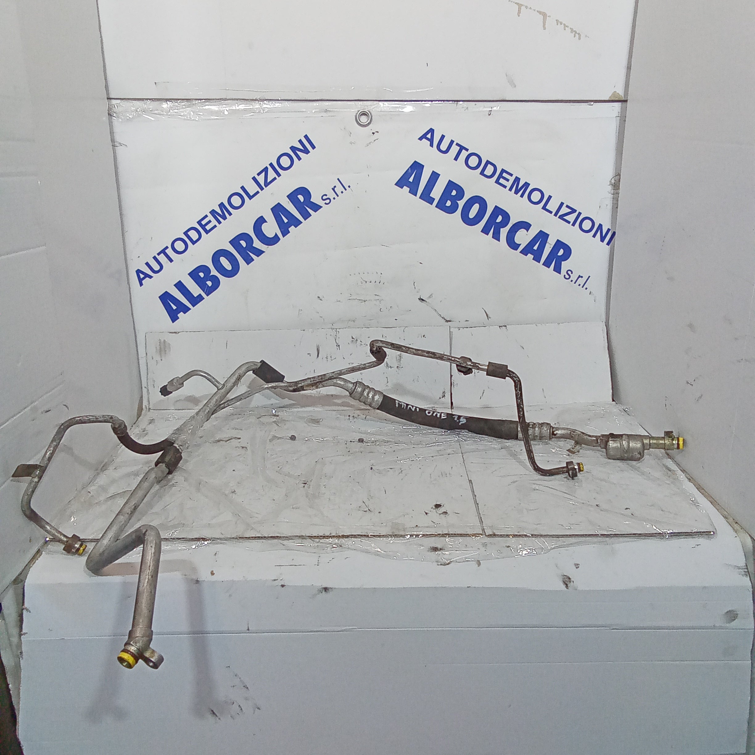 Air conditioning pipes mini one 1.5 cdi year 2006