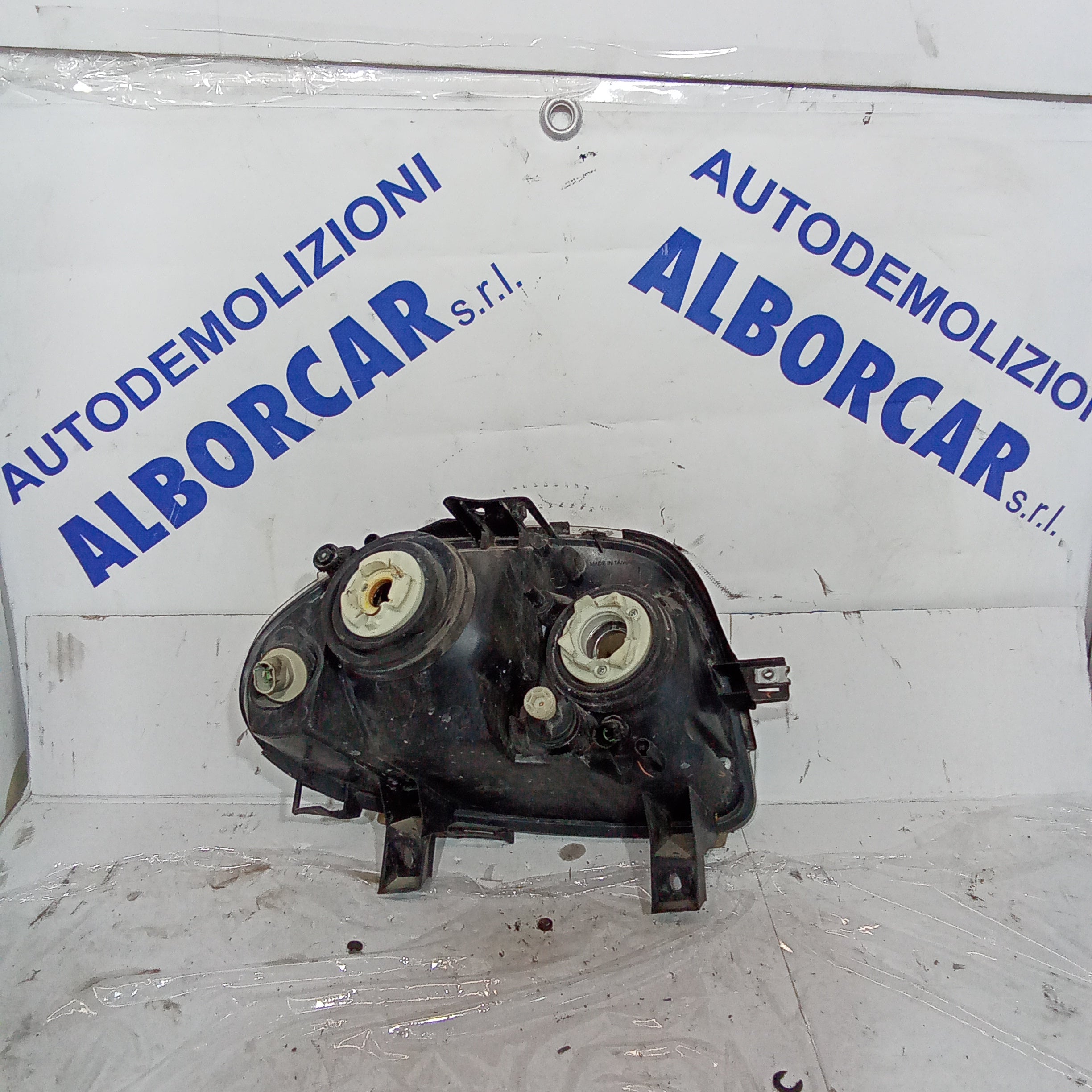 Fanale faro anteriore sinistro renault clio anno 2004