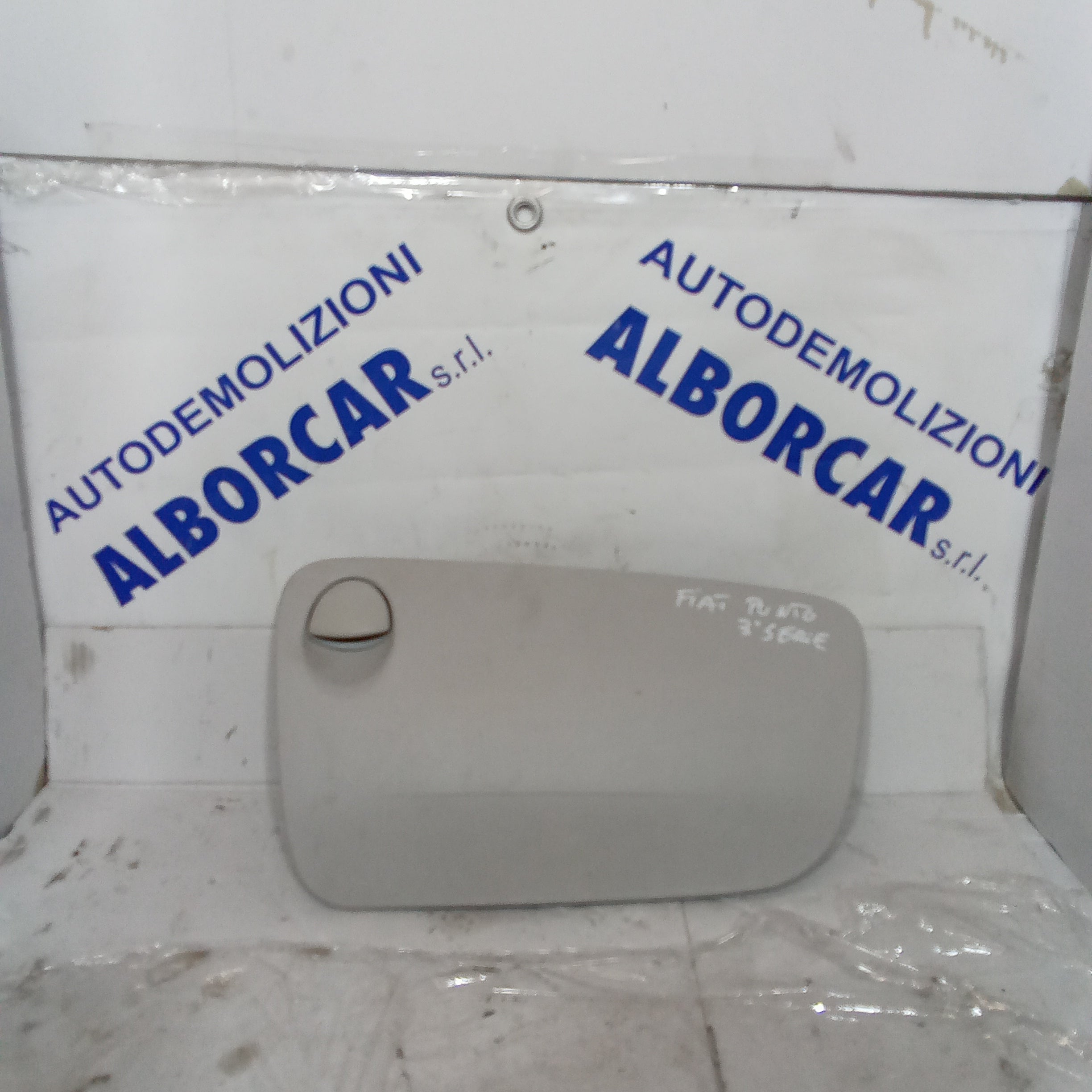 Portaoggetti fiat punto 3 serie anno 2005 codice 283343