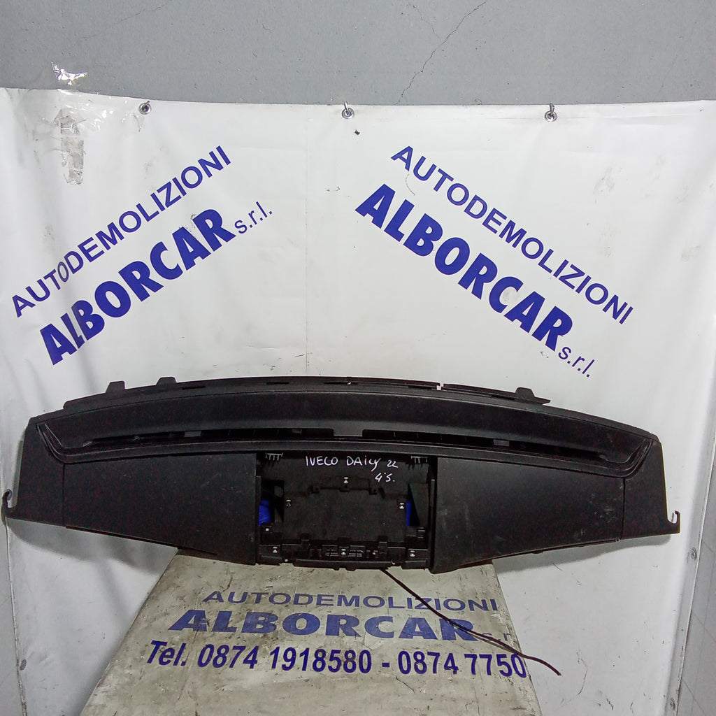 Salpicadero superior Iveco Daily 4ª serie año 2022