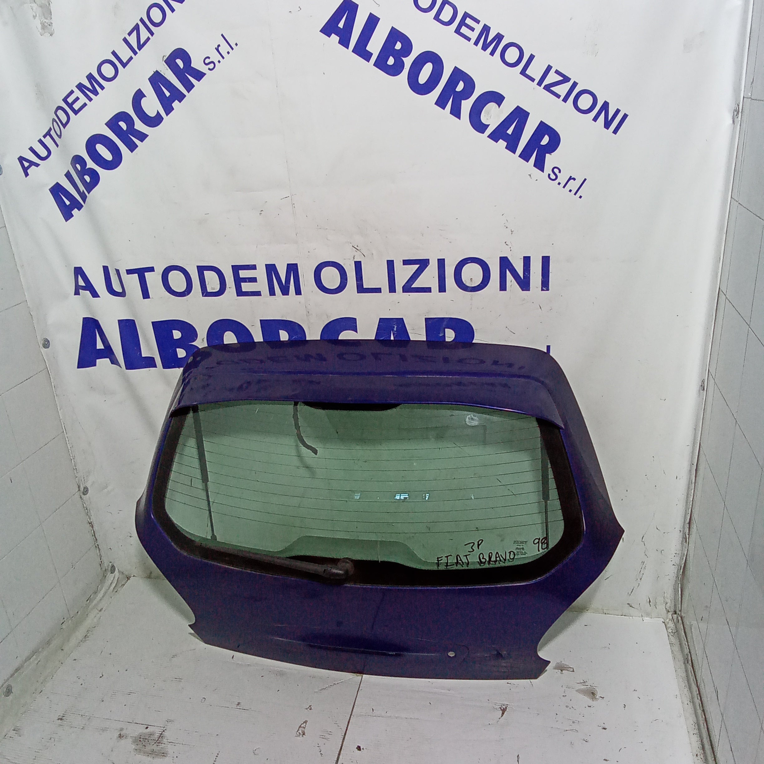 Fiat Bravo 3-door rear boot lid year 1998