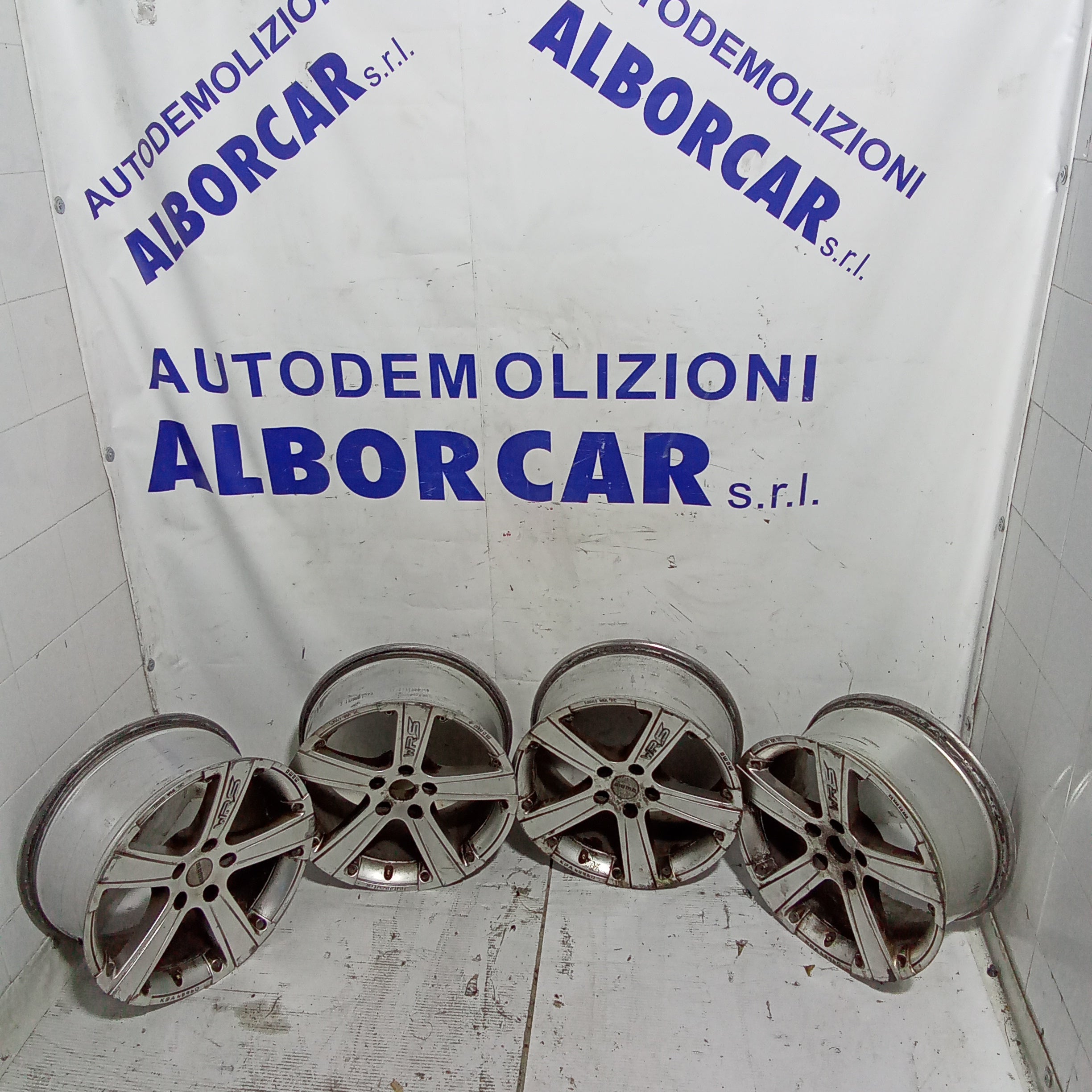 4 cerchi in lega 5 fori 17 pollici momo per mercedes benz