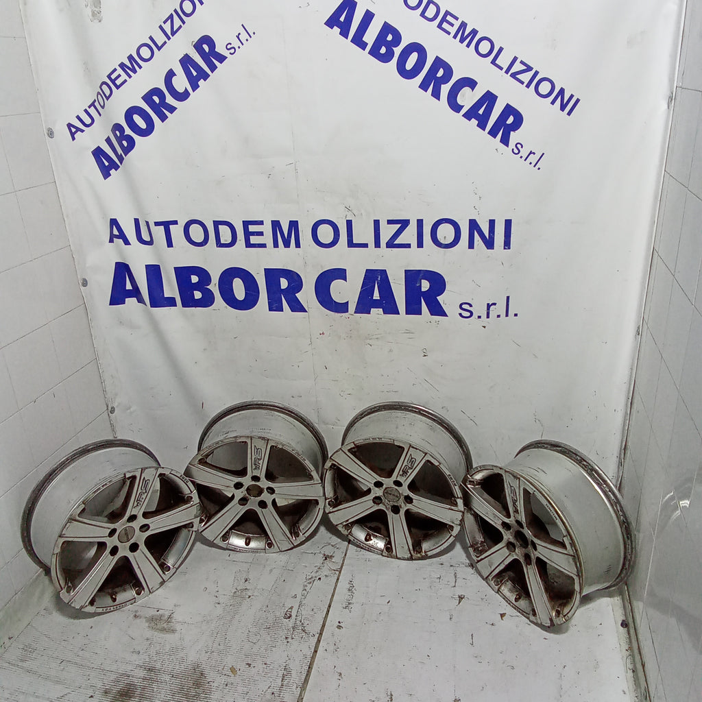 4 cerchi in lega 5 fori 17 pollici momo per mercedes benz