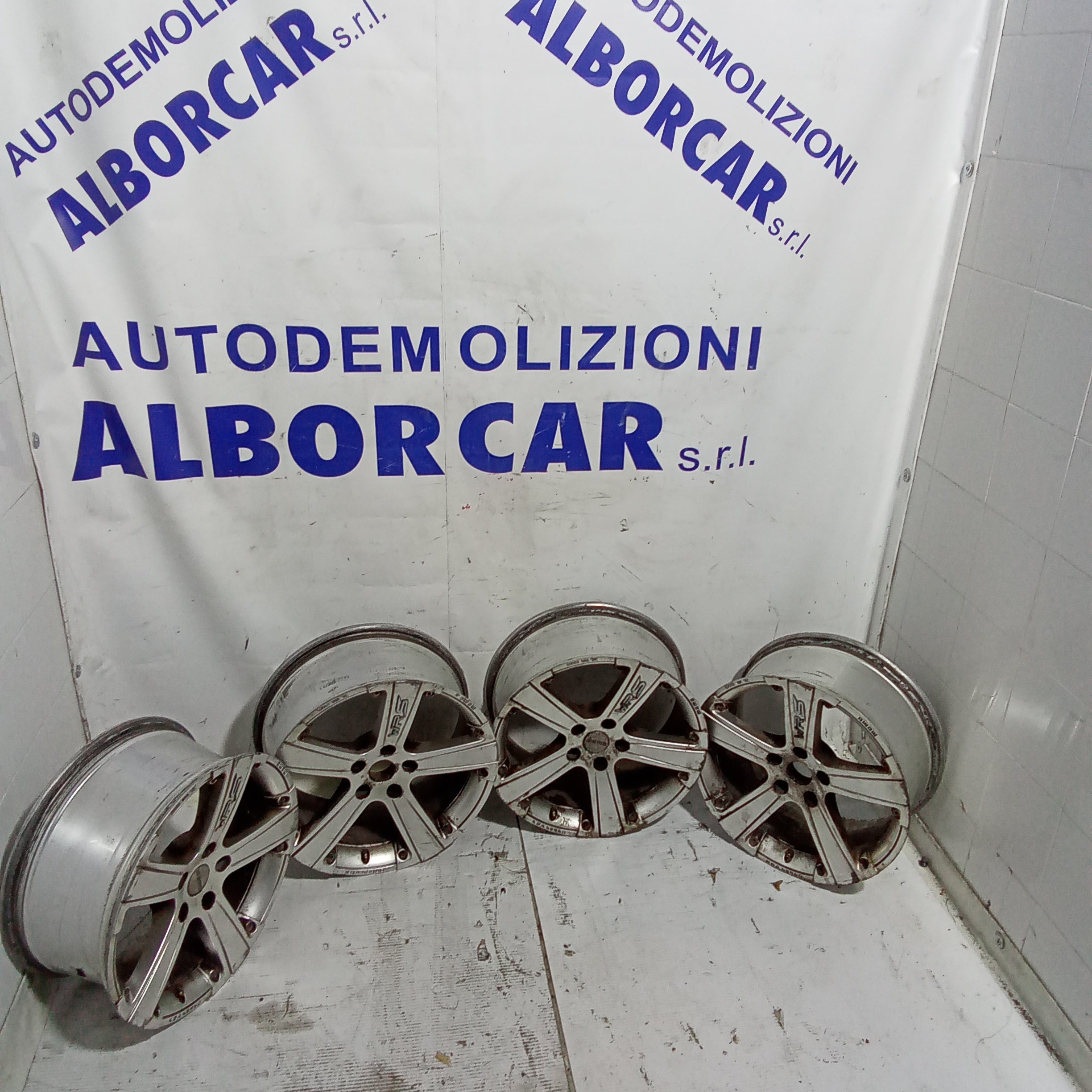 4 cerchi in lega 5 fori 17 pollici momo per mercedes benz