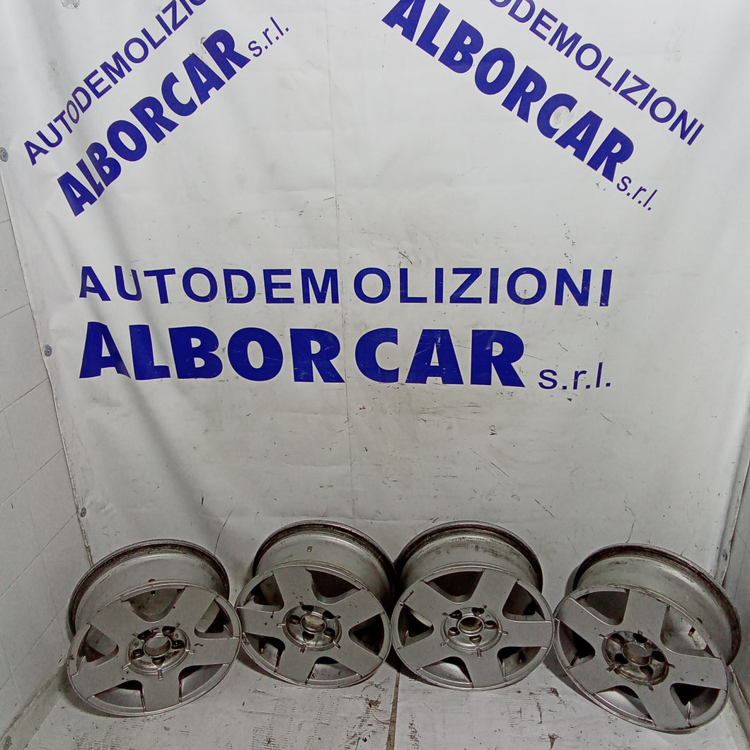 4 cerchi in lega 5 fori 15 pollici volkswagen golf 4