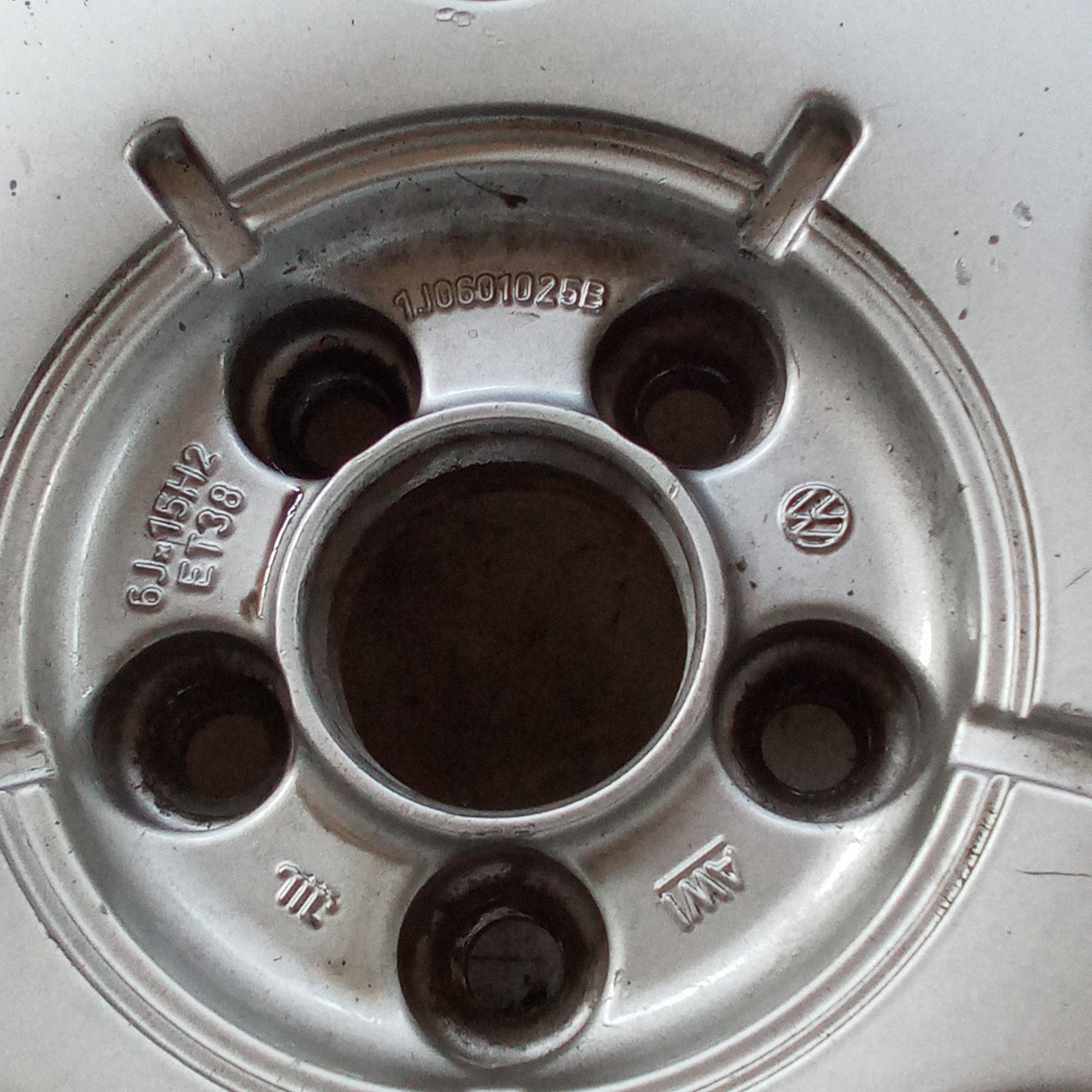 4 cerchi in lega 5 fori 15 pollici volkswagen golf 4