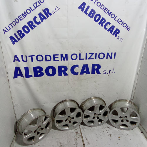 4 cerchi in lega 4 fori 15 pollici toyota corolla