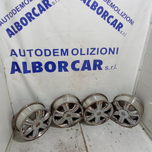 Carica l&#39;immagine nel visualizzatore di Gallery, 4 cerchi in lega 5 fori 16 pollici chrisler pt cruiser
