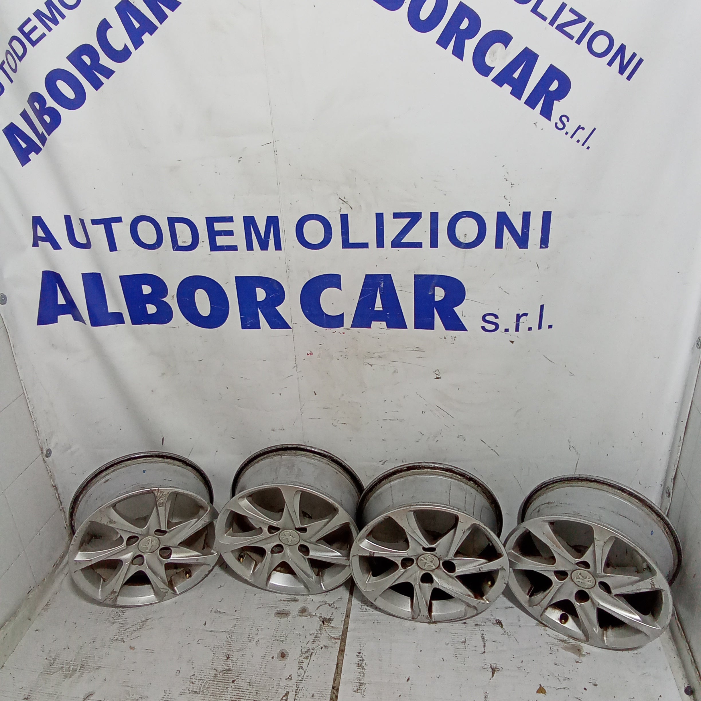 4 cerchi in lega 4 fori 15 pollici peugeot 208