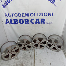 Carica l&#39;immagine nel visualizzatore di Gallery, 4 cerchi in lega 4 fori 17 pollici peugeot 3008
