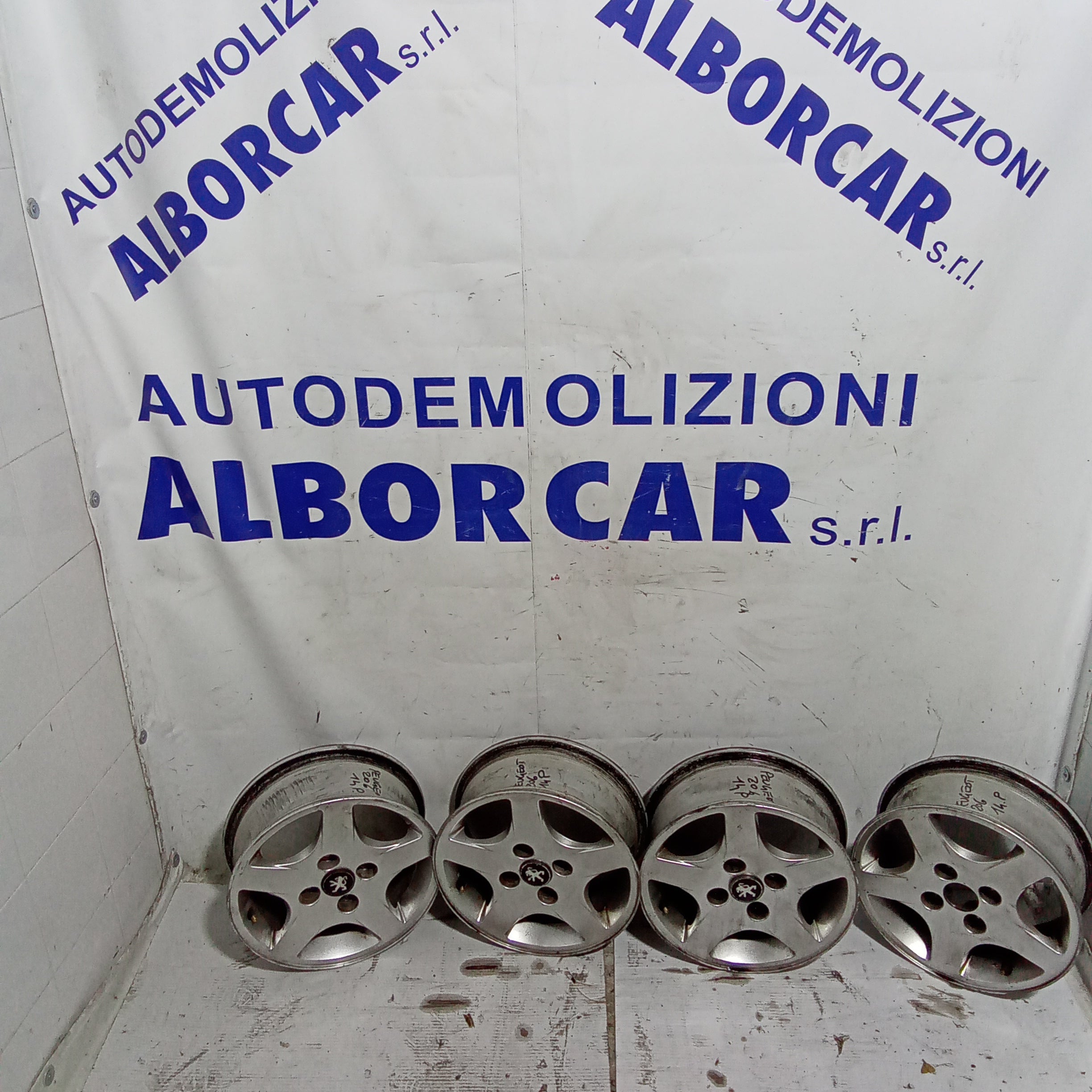 4 cerchi 4 fori peugeot 206 14