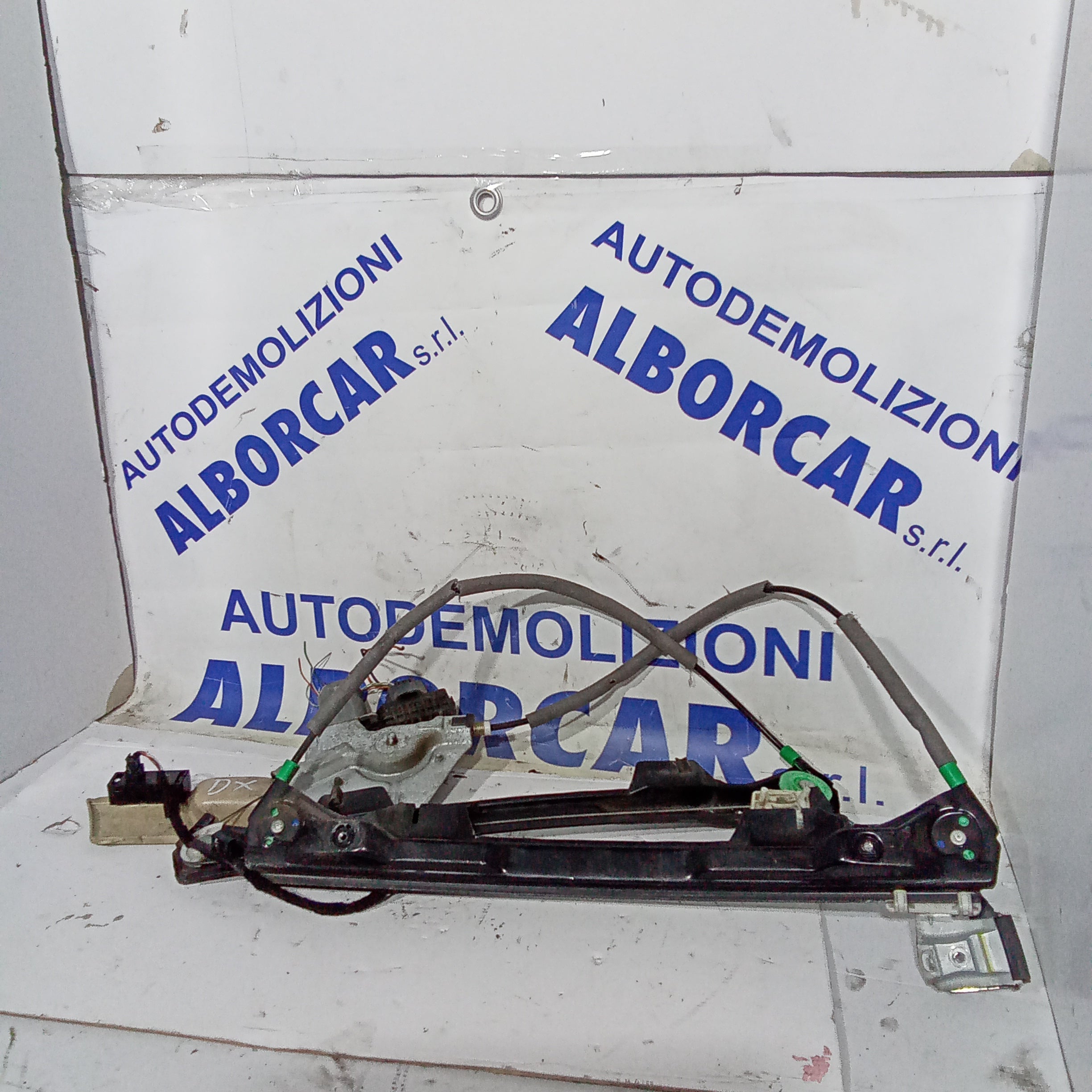 Jaguar X-Type 2.5 V6 2005 front right window regulator