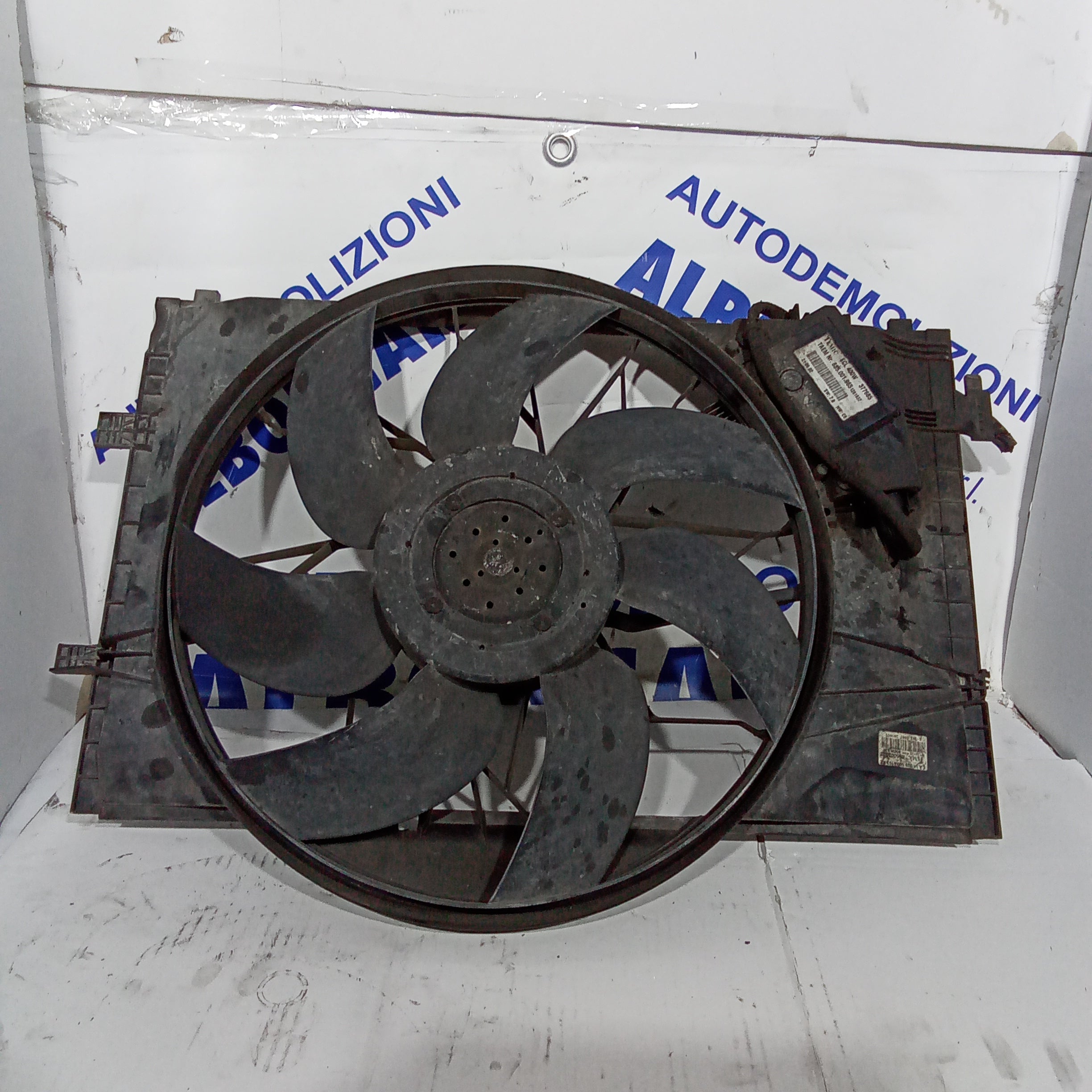 Ventola raffreddamento radiatore mercedes C220 anno 2002