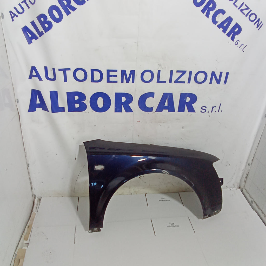 Parafango fianchetto anteriore destro audi A4 anno 2006