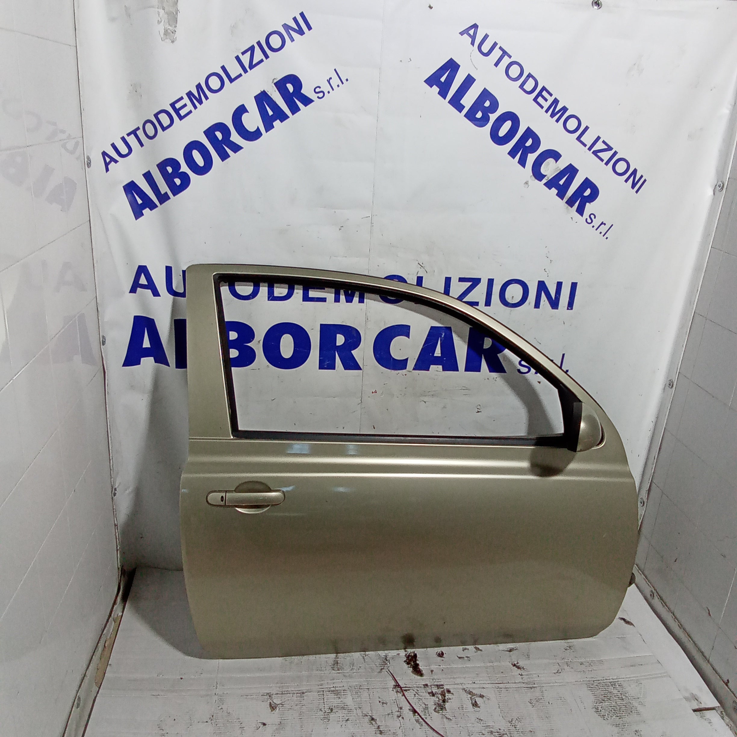 Sportello anteriore destro nissan micra 3 porte anno 2005