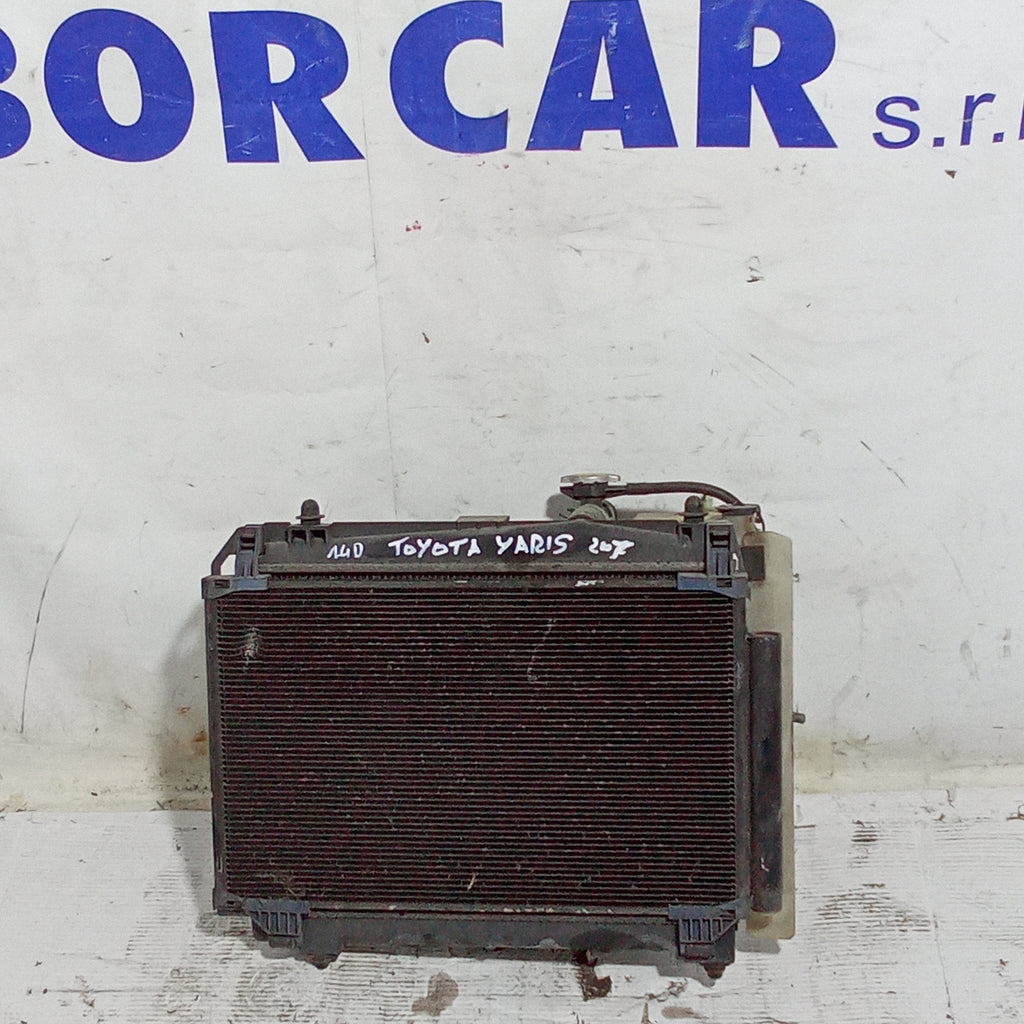 Radiatore raffreddamento acqua toyota yaris 1.4 cdi anno 2007