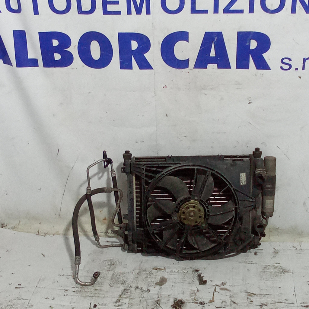 Radiador de agua/climatizador Renault Clio 1.2 gasolina año 2005