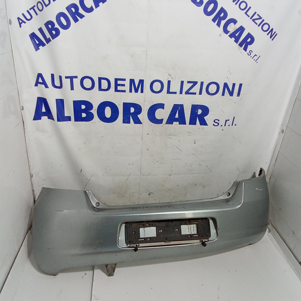 Parachoques trasero Toyota Yaris año 2007