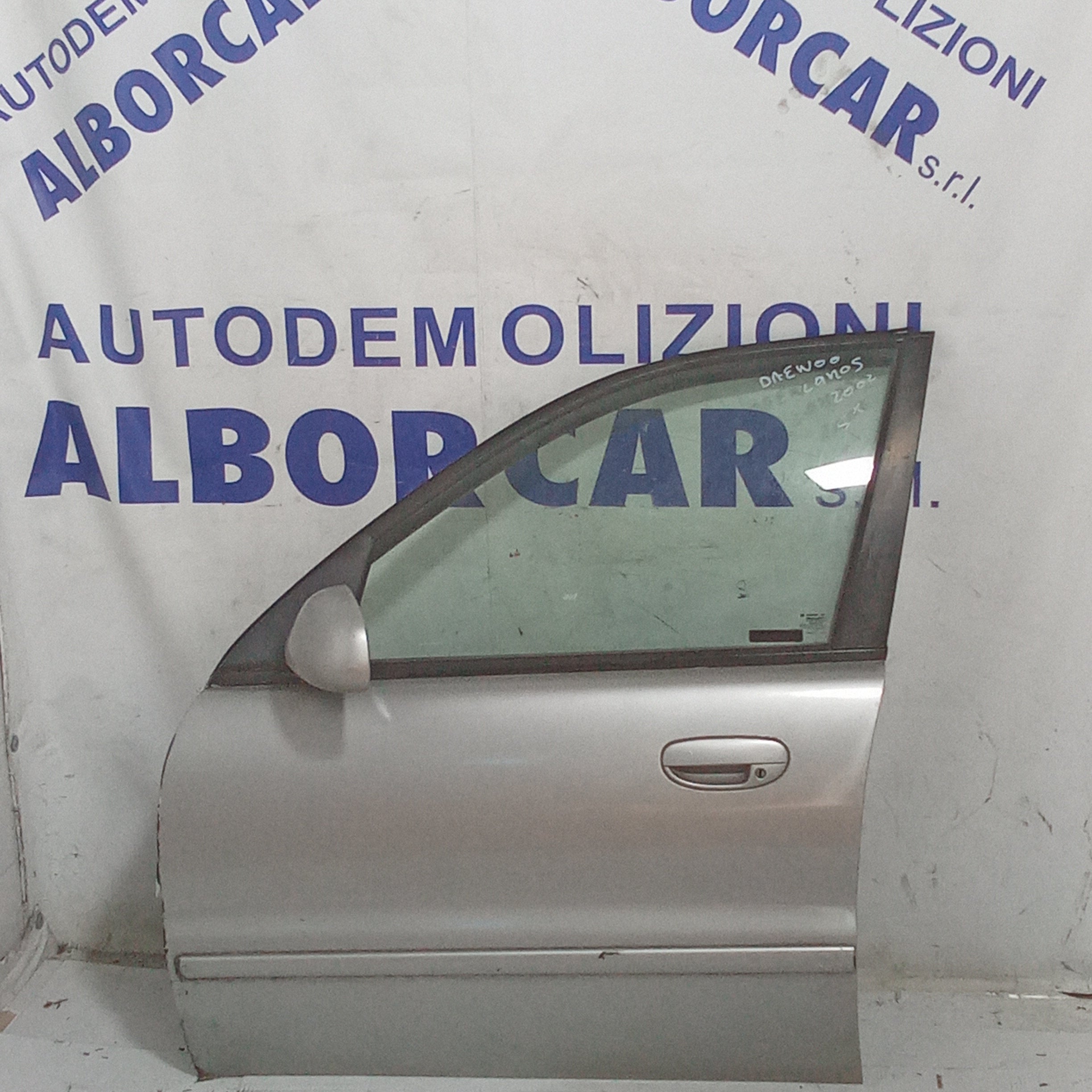 Puerta delantera izquierda Daewoo Lanos año 2002