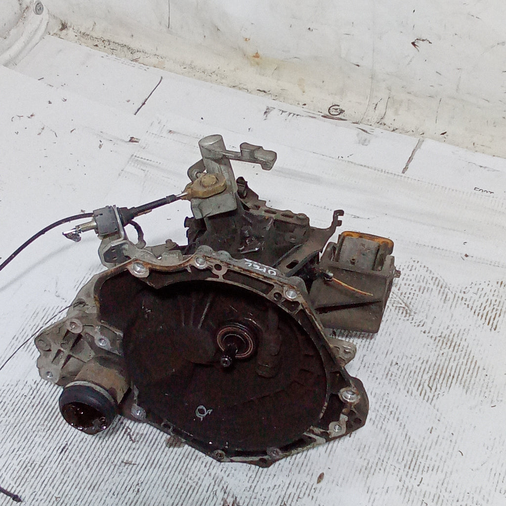 Cambio opel agila 1.2 gasolina año 2005 código 55355489