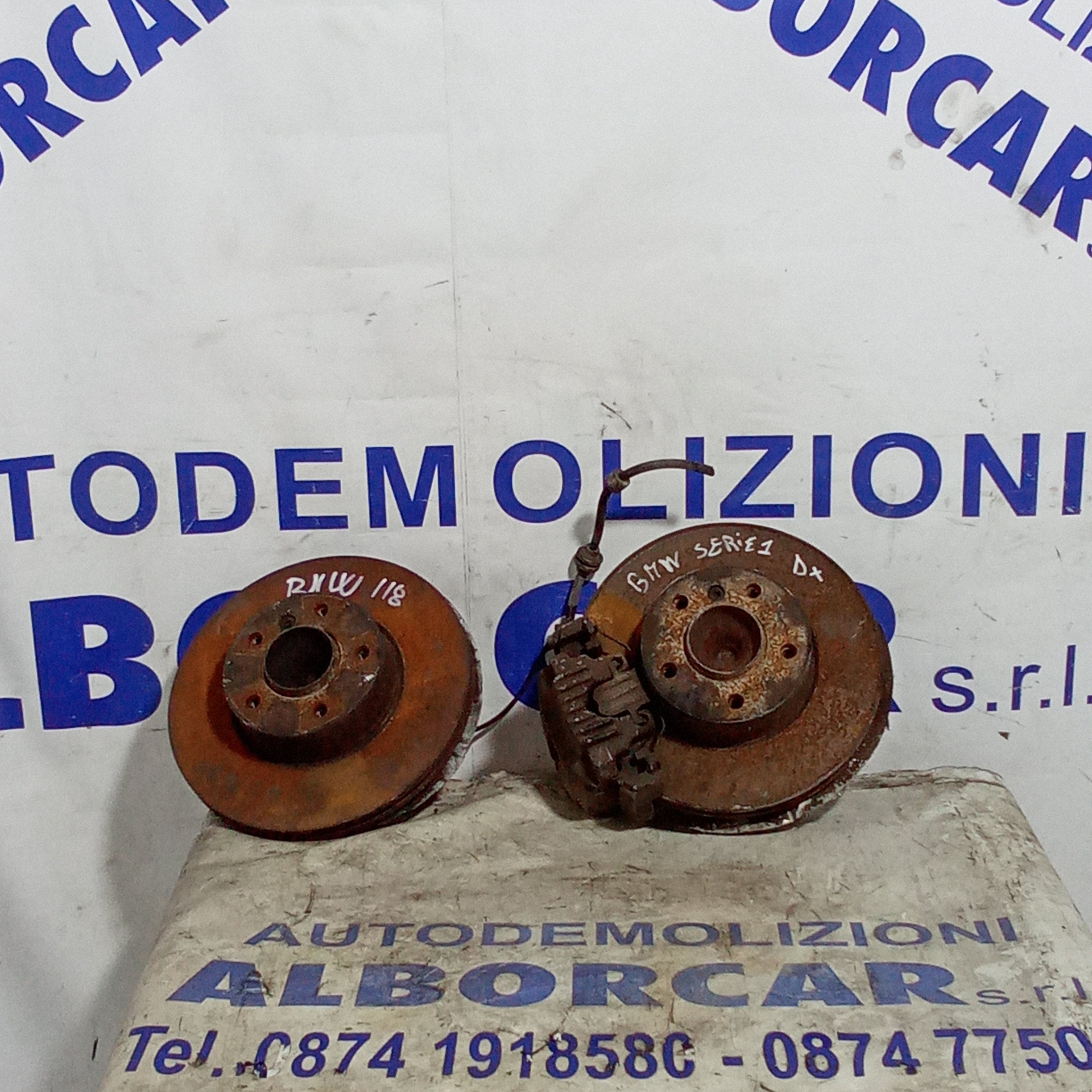 Manguetas completas delanteras BMW Serie 1 año 2006 (también se venden por separado)