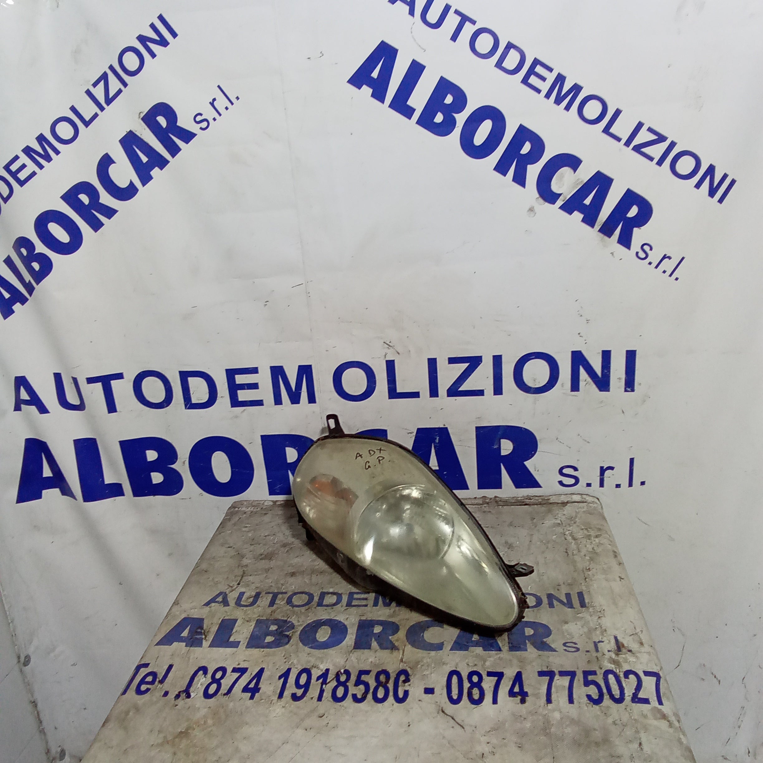 Fanale faro anteriore destro fiat grande punto anno 2007