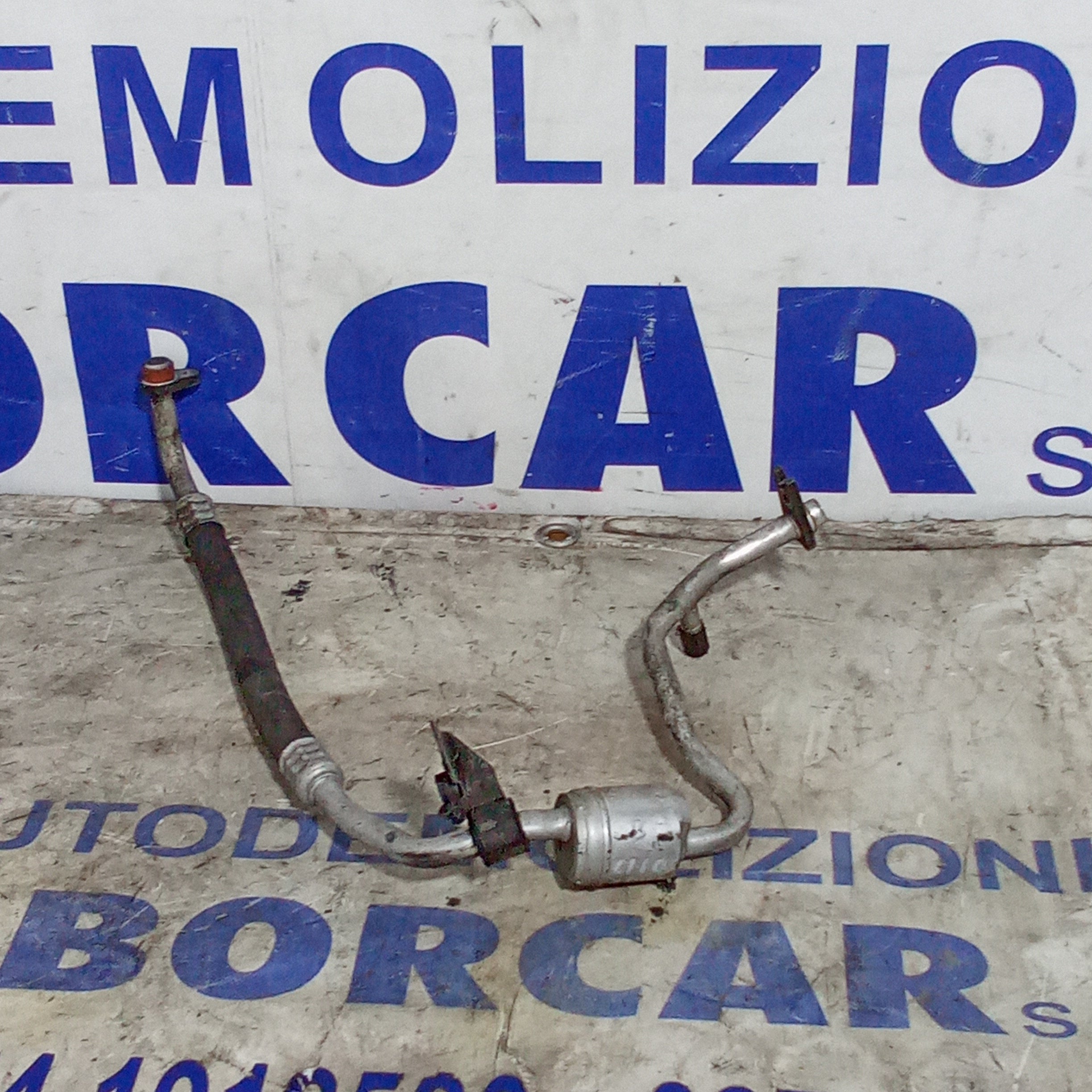 Tubo aire acondicionado Renault Clio 1.2 gasolina año 2002