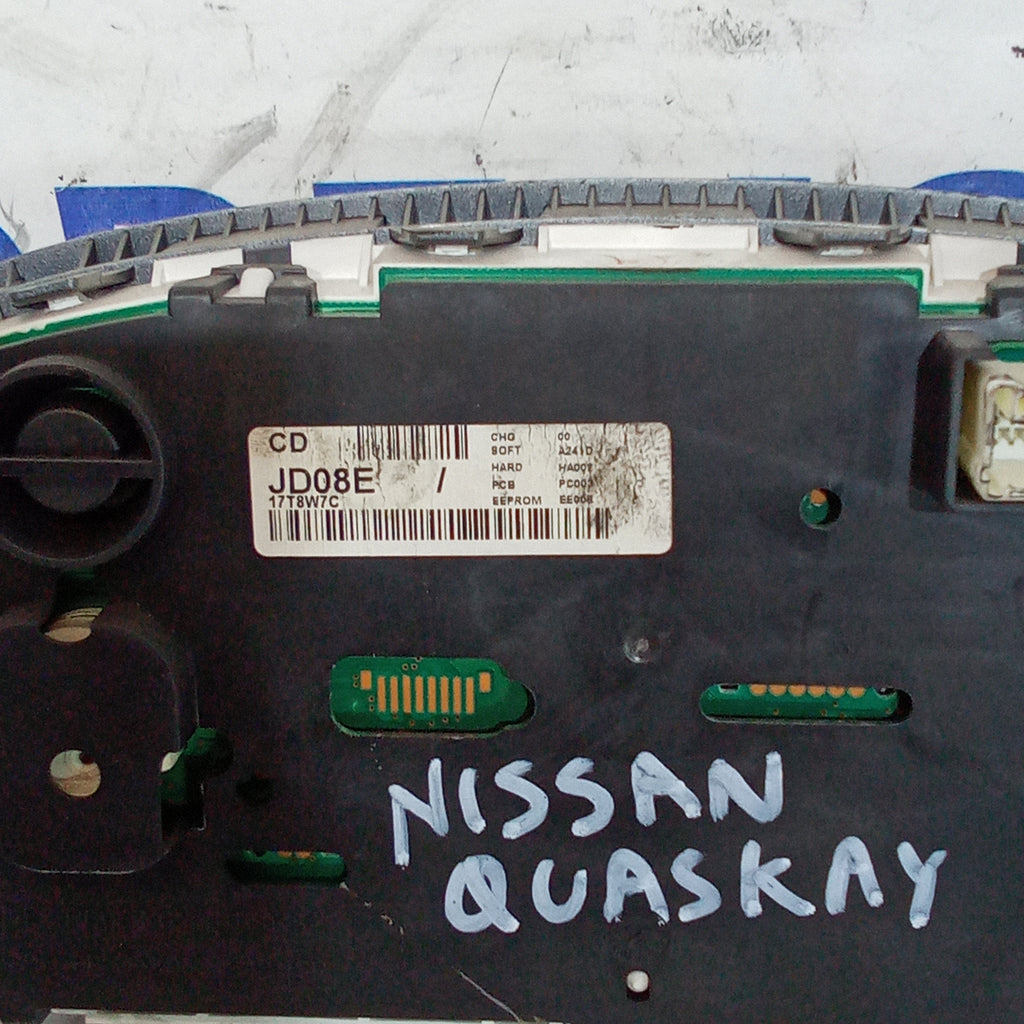 Cuadro de instrumentos/cuentakilómetros Nissan Qashqai 1.5dci año 2007 JD08E
