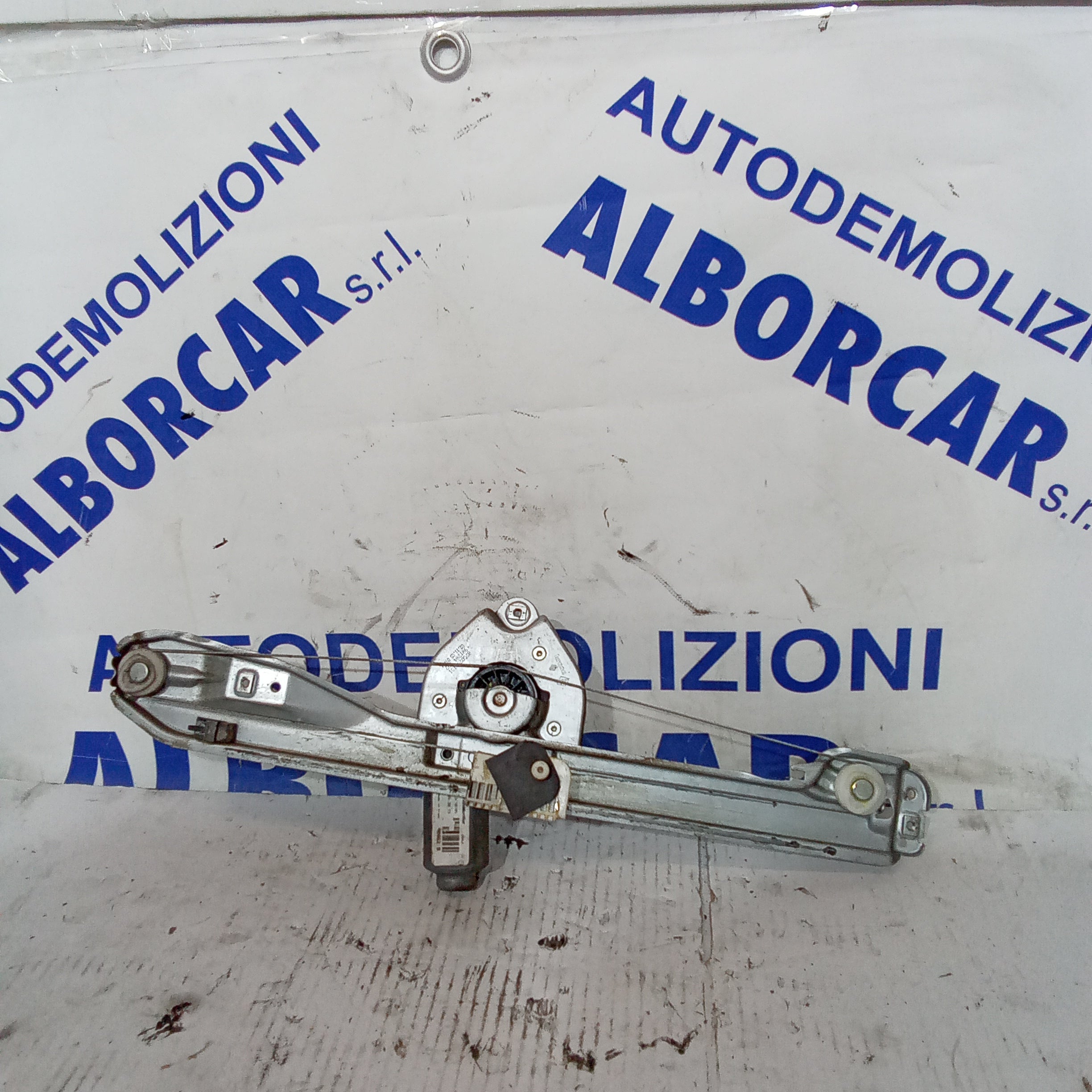 Alzavetro posteriore destro renault clio anno 2005